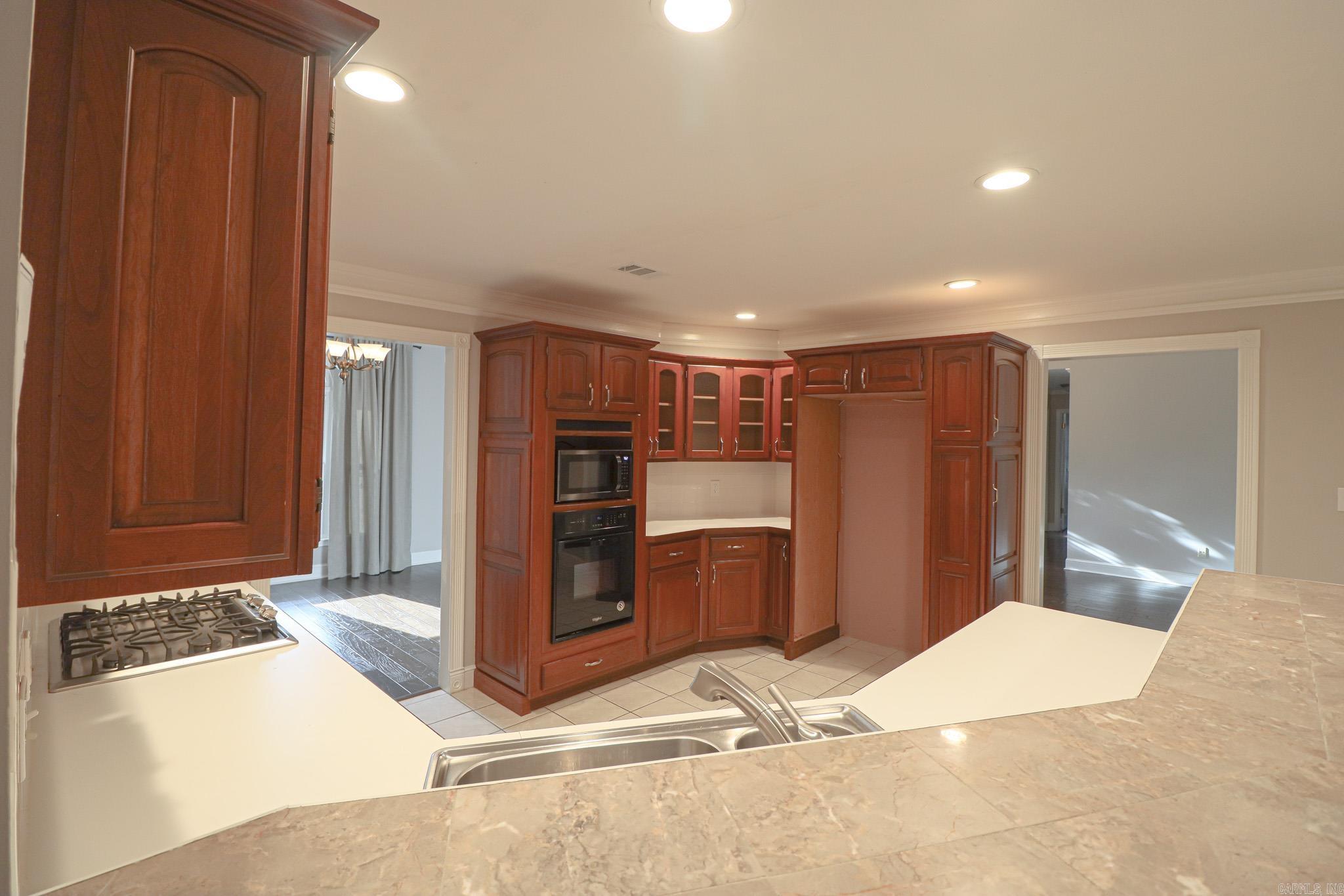 WOODSPRINGS ESTATES - Residential