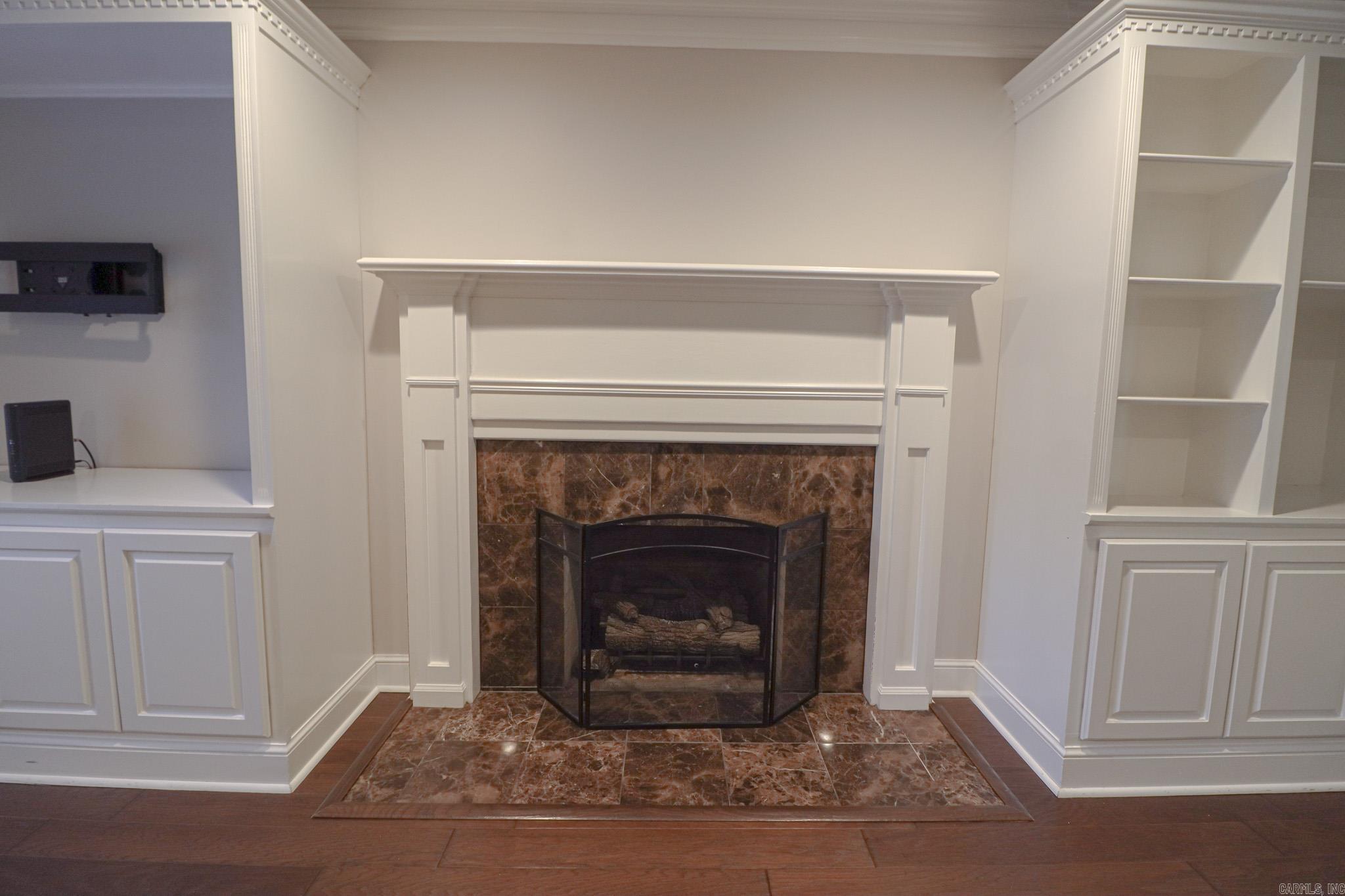 WOODSPRINGS ESTATES - Residential