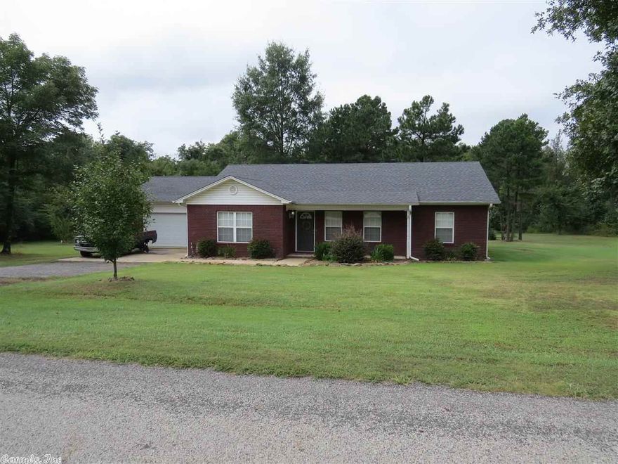 Peacefully located on Linker Mtn, lays this charming 1650 sqft home. Walk inside to dramatic trey ceilings in the living room & pristine kitchen that any chef would love to have.A separate & spacey master bedroom w/large closet & mount for TV, perfect for movie nights!Outside you will find extended deck w/ soothing built in hot tub. Just relax and enjoy all this tree covered home has to to offer!