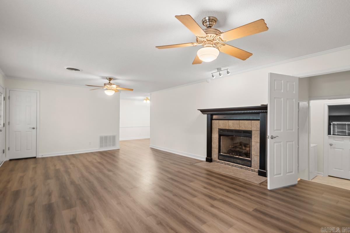 MELODY HILLS - Residential