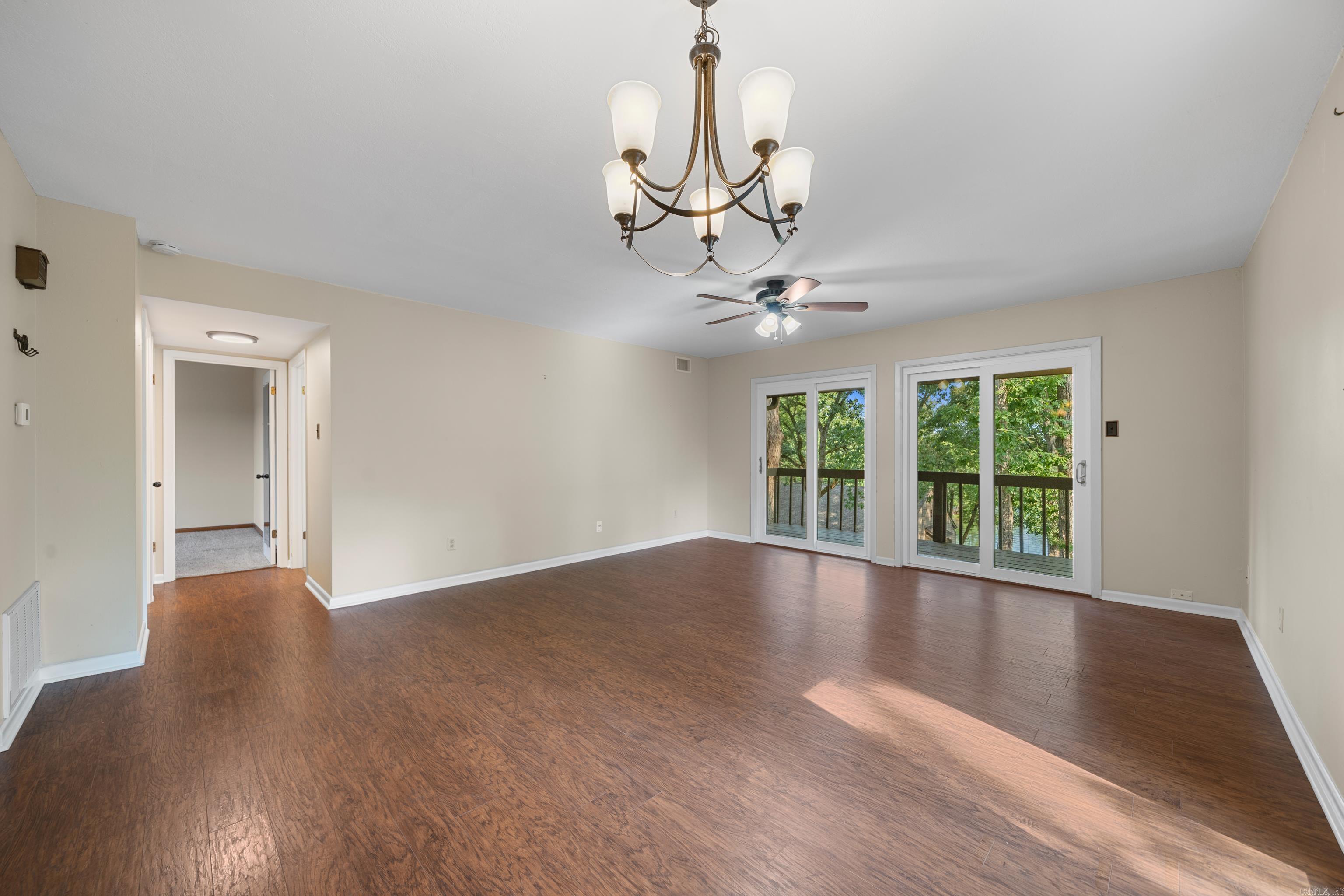 SUNSET COVE HPR - Residential