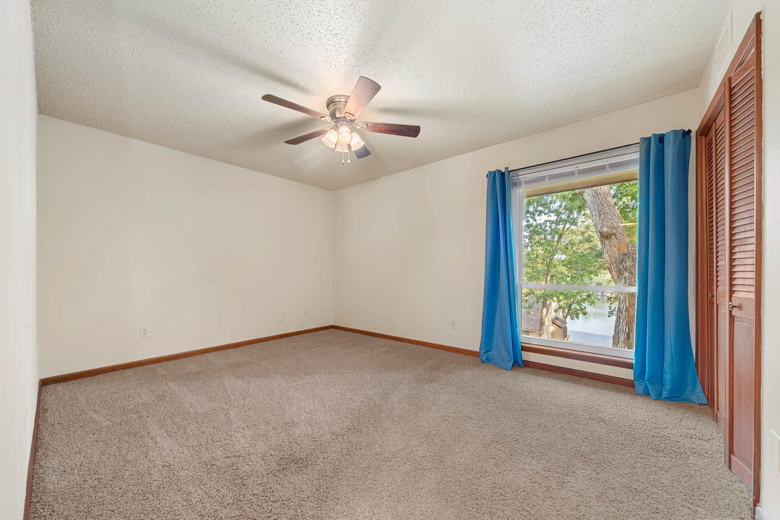 SUNSET COVE HPR - Residential