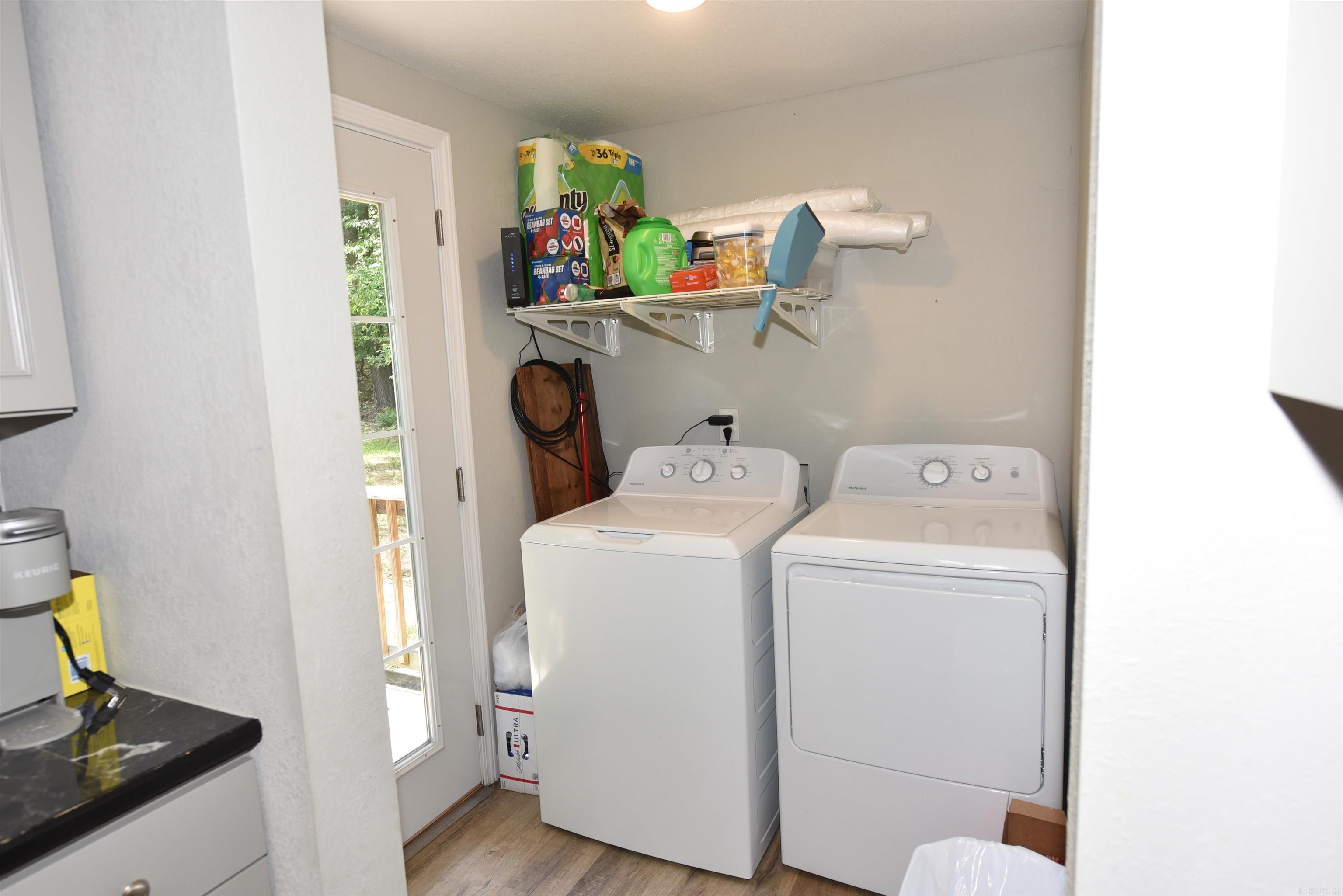 LAKEVIEW - Residential