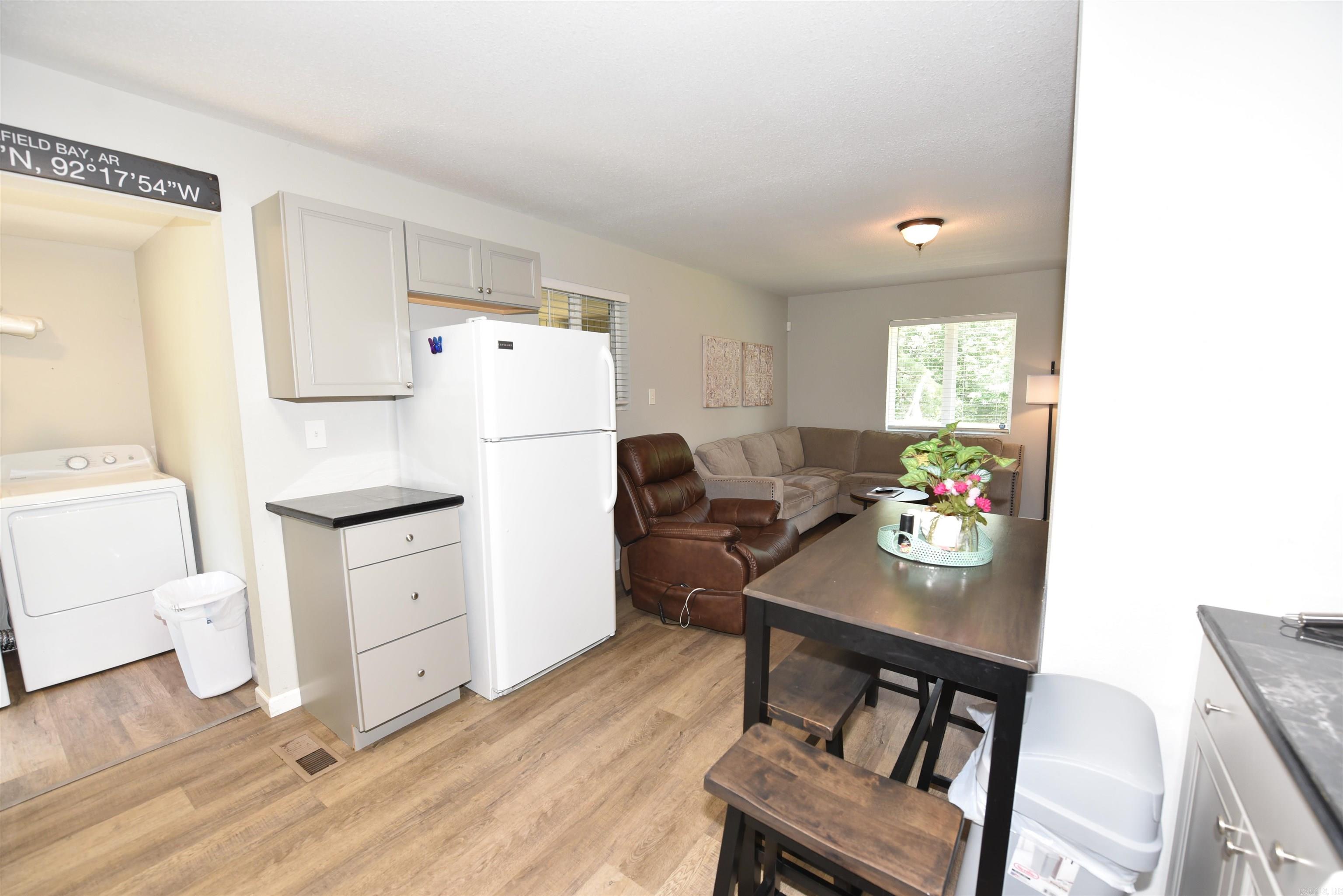 LAKEVIEW - Residential