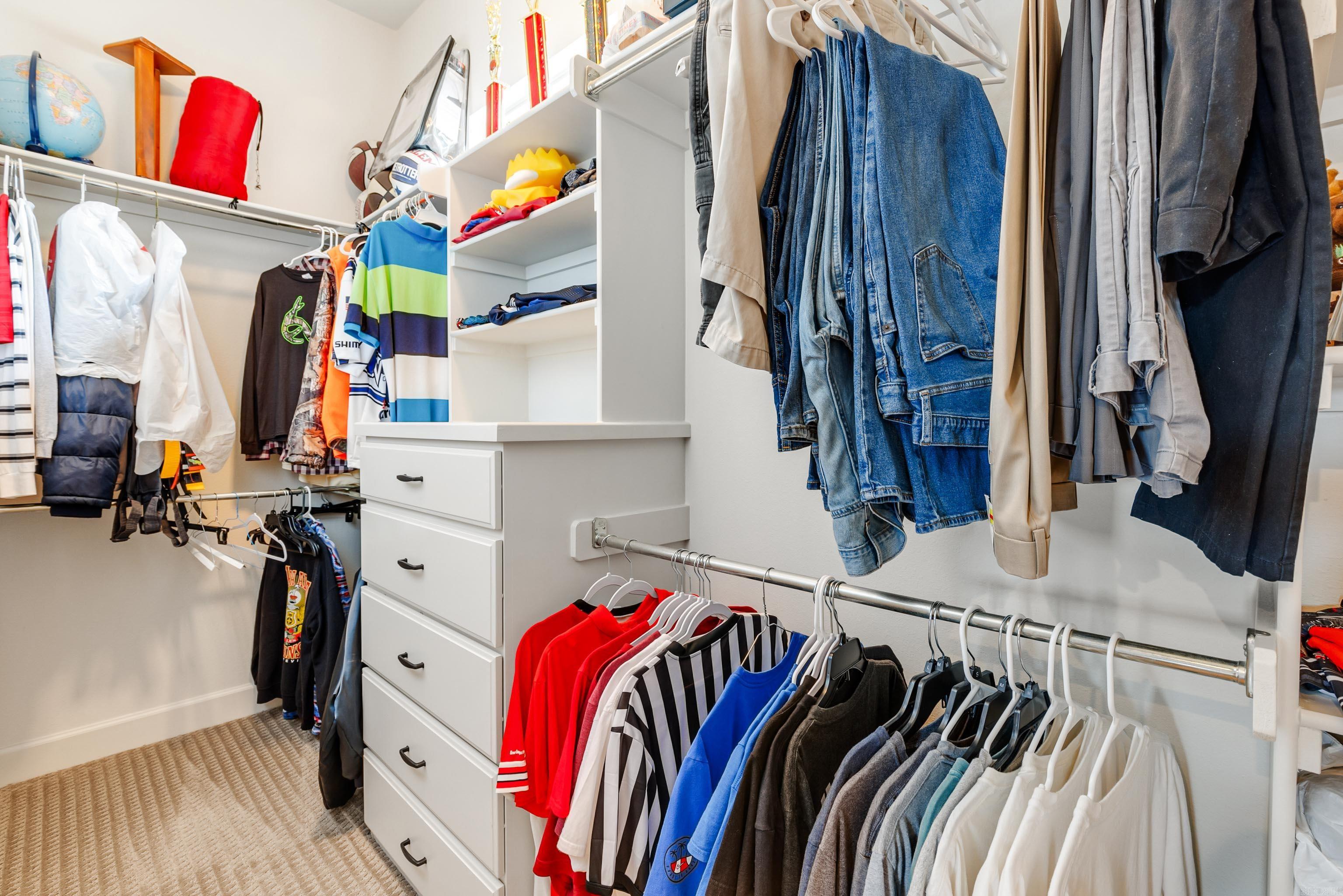 NORTH SHORE @ HURRICANE LAKE EST - Residential