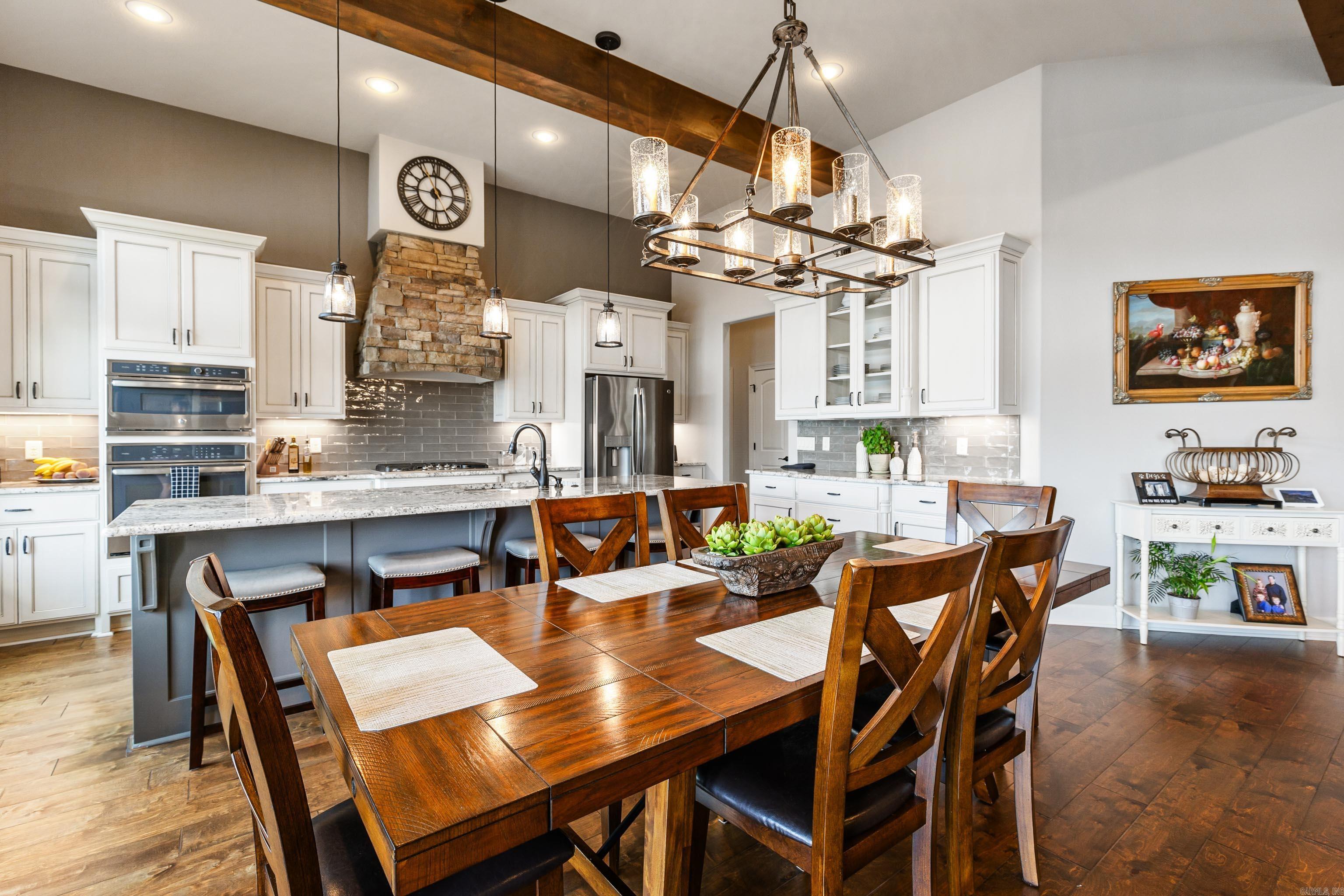 NORTH SHORE @ HURRICANE LAKE EST - Residential