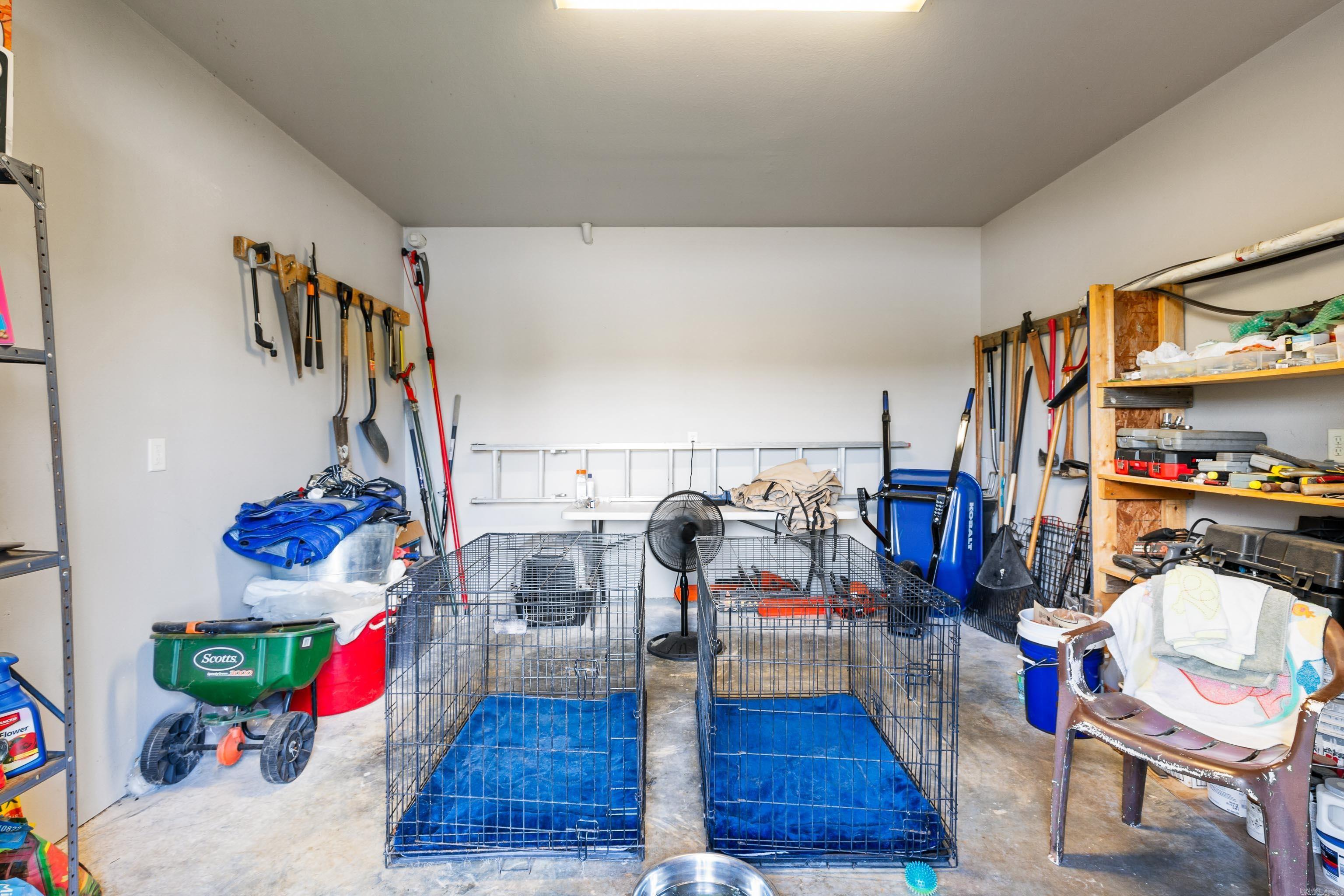 NORTH SHORE @ HURRICANE LAKE EST - Residential