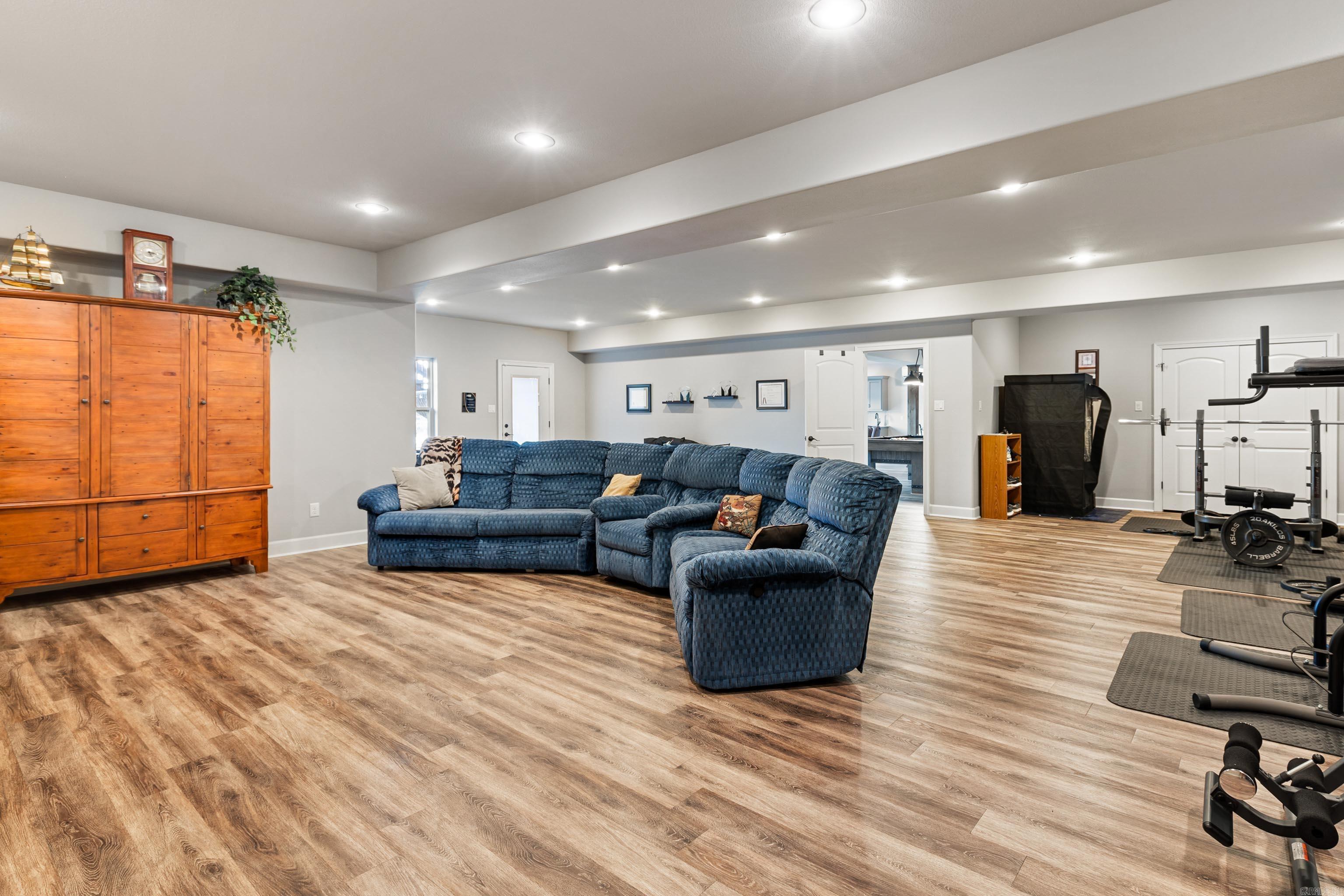 NORTH SHORE @ HURRICANE LAKE EST - Residential