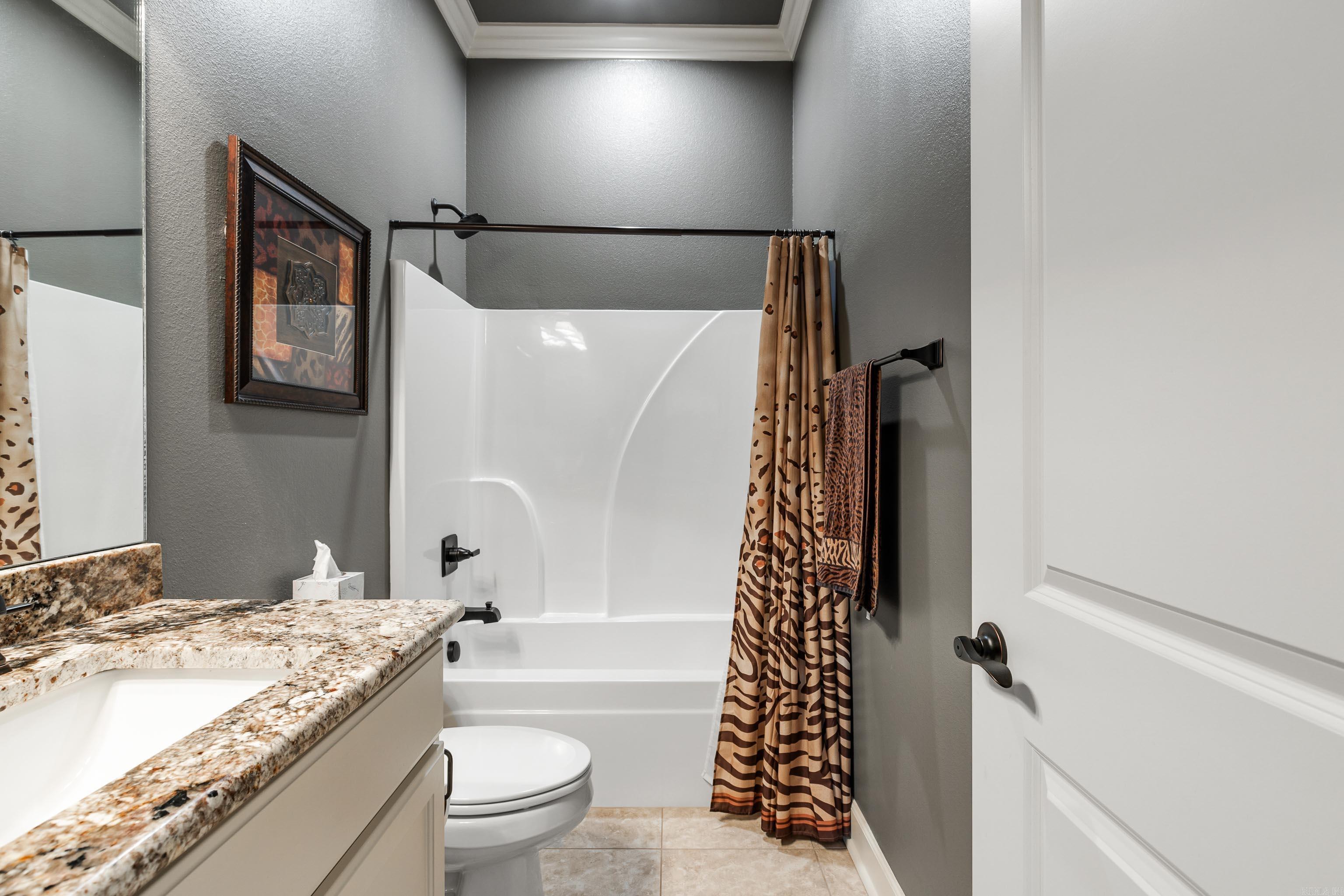 NORTH SHORE @ HURRICANE LAKE EST - Residential