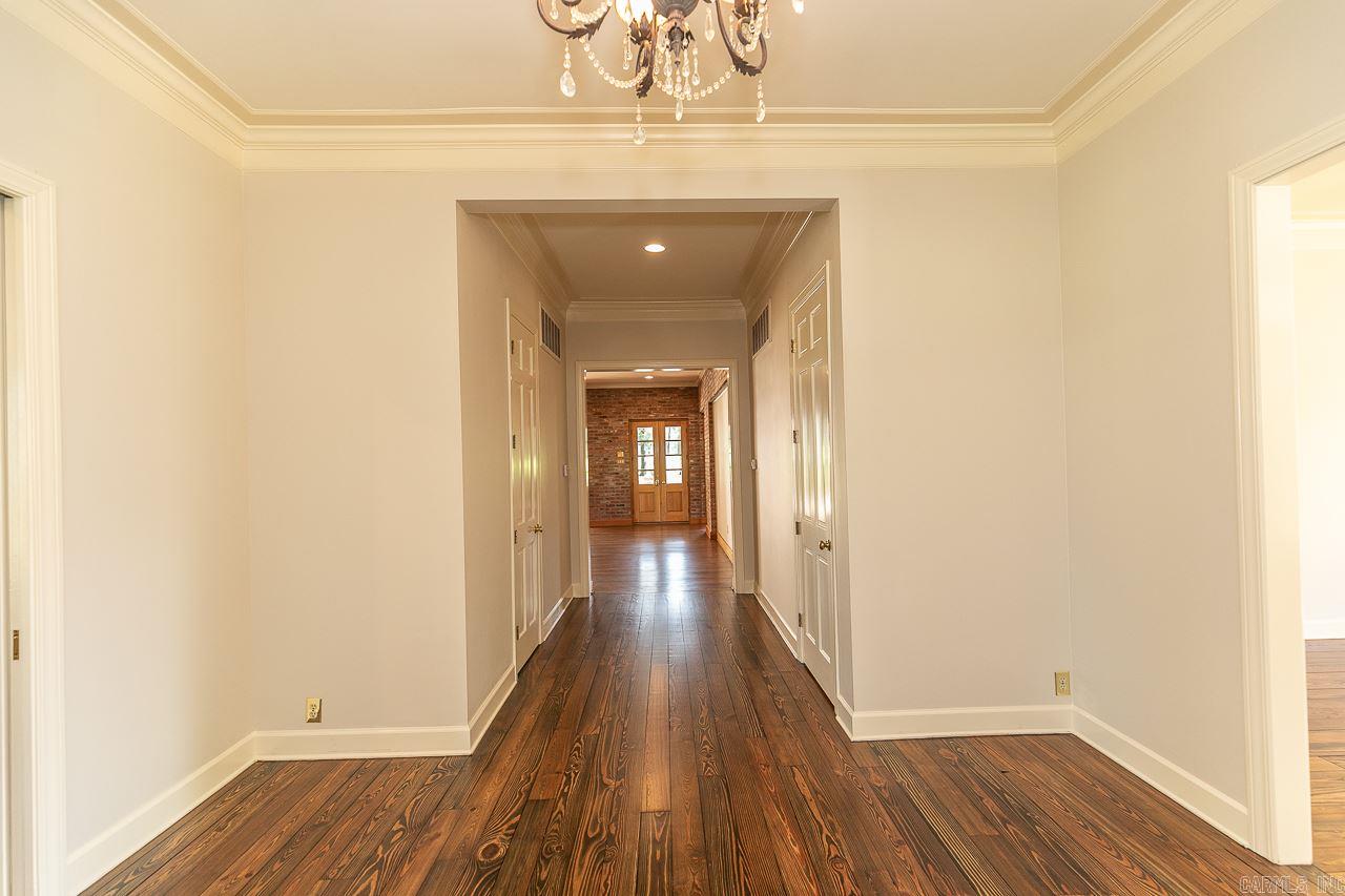 CHENAL VALLEY CHENAL CIRCLE - Residential
