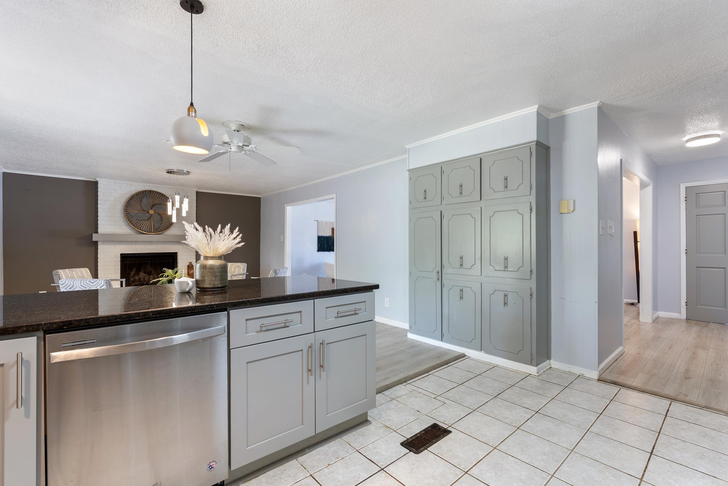 LEISUREWOOD ADDN TO MAUMELLE NEW - Residential