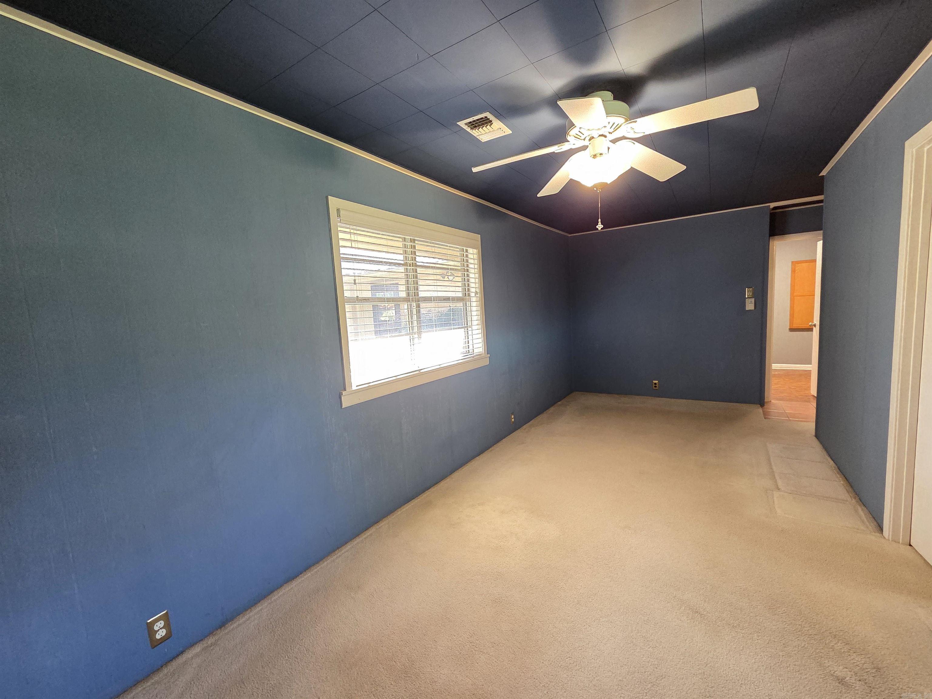 GREEN MEADOWS - Residential