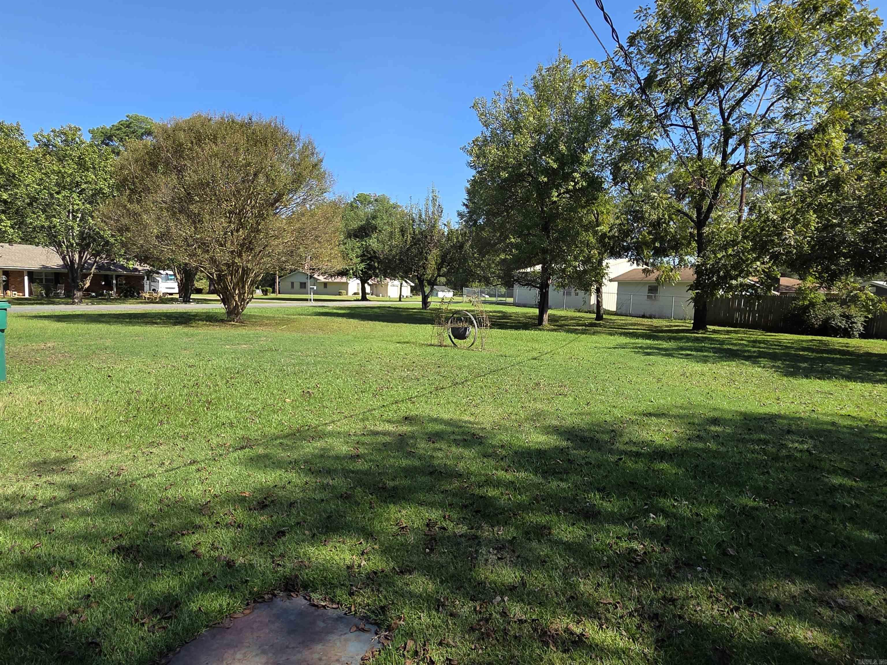 GREEN MEADOWS - Residential