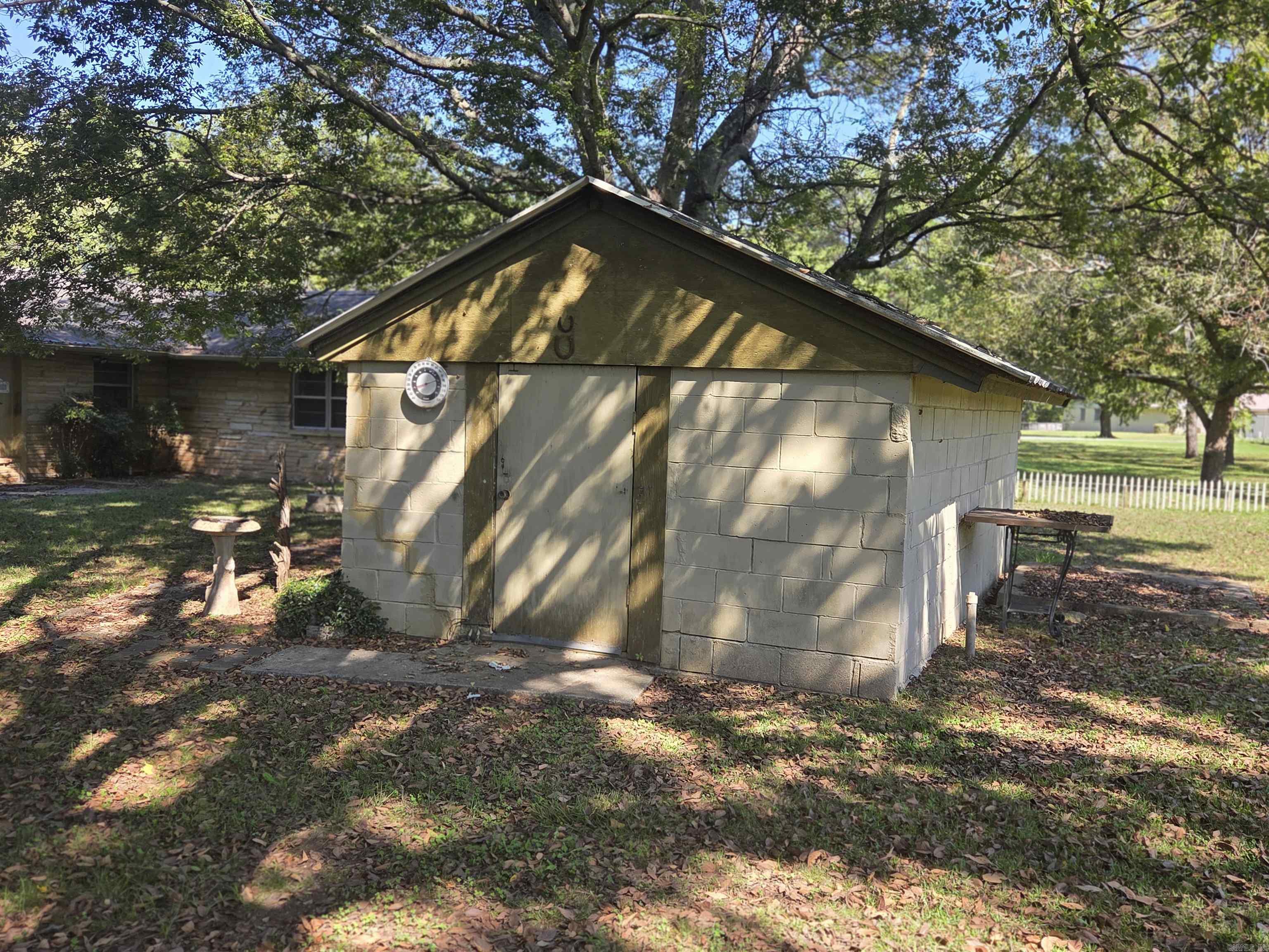 GREEN MEADOWS - Residential