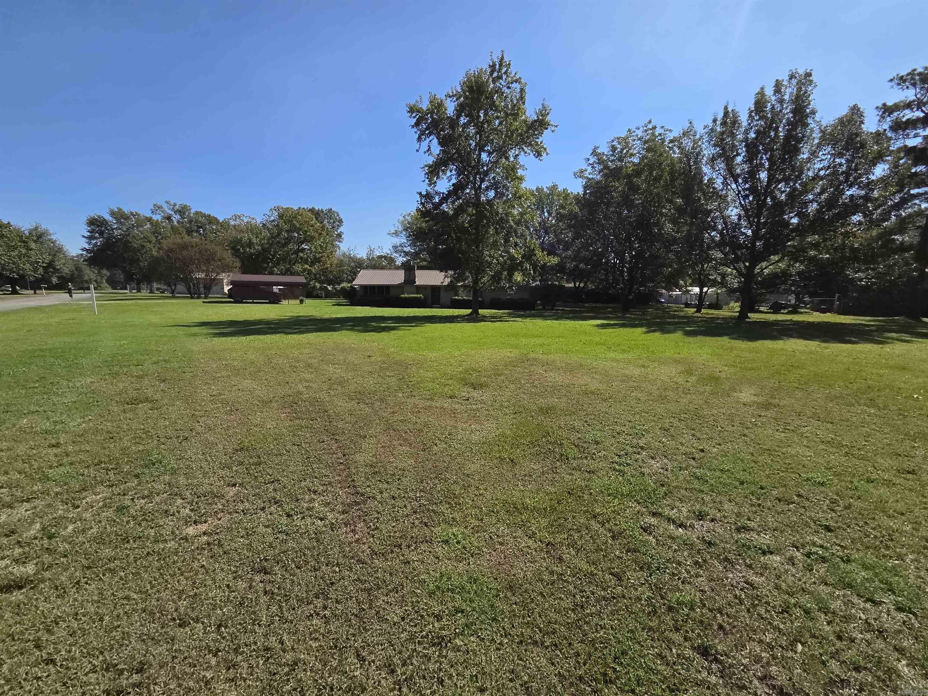 GREEN MEADOWS - Residential