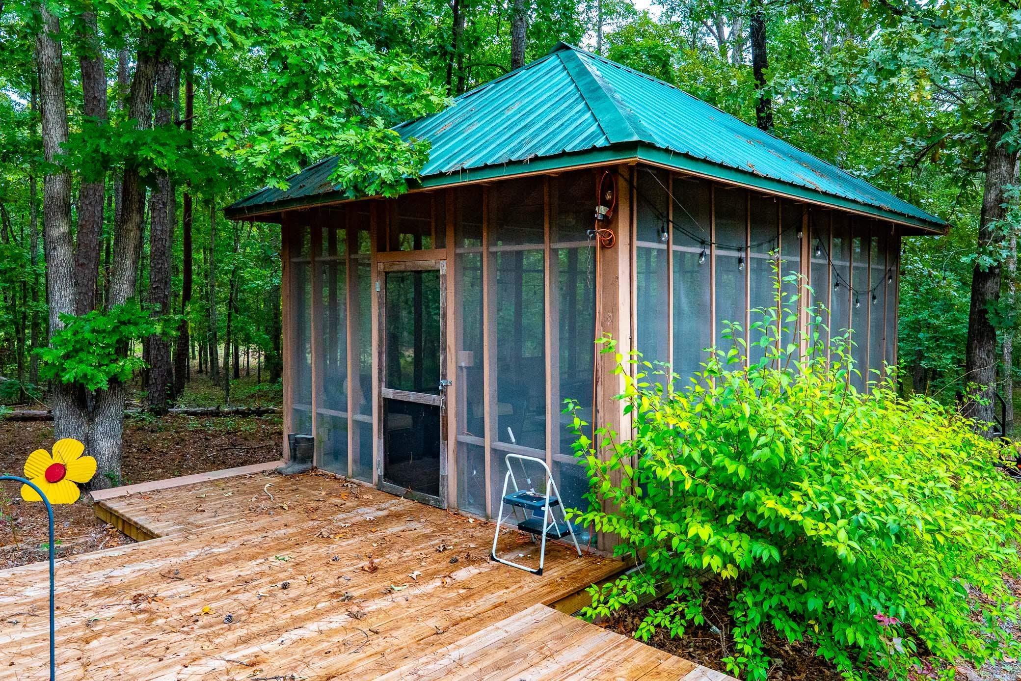 TIMBER LAKE - Residential