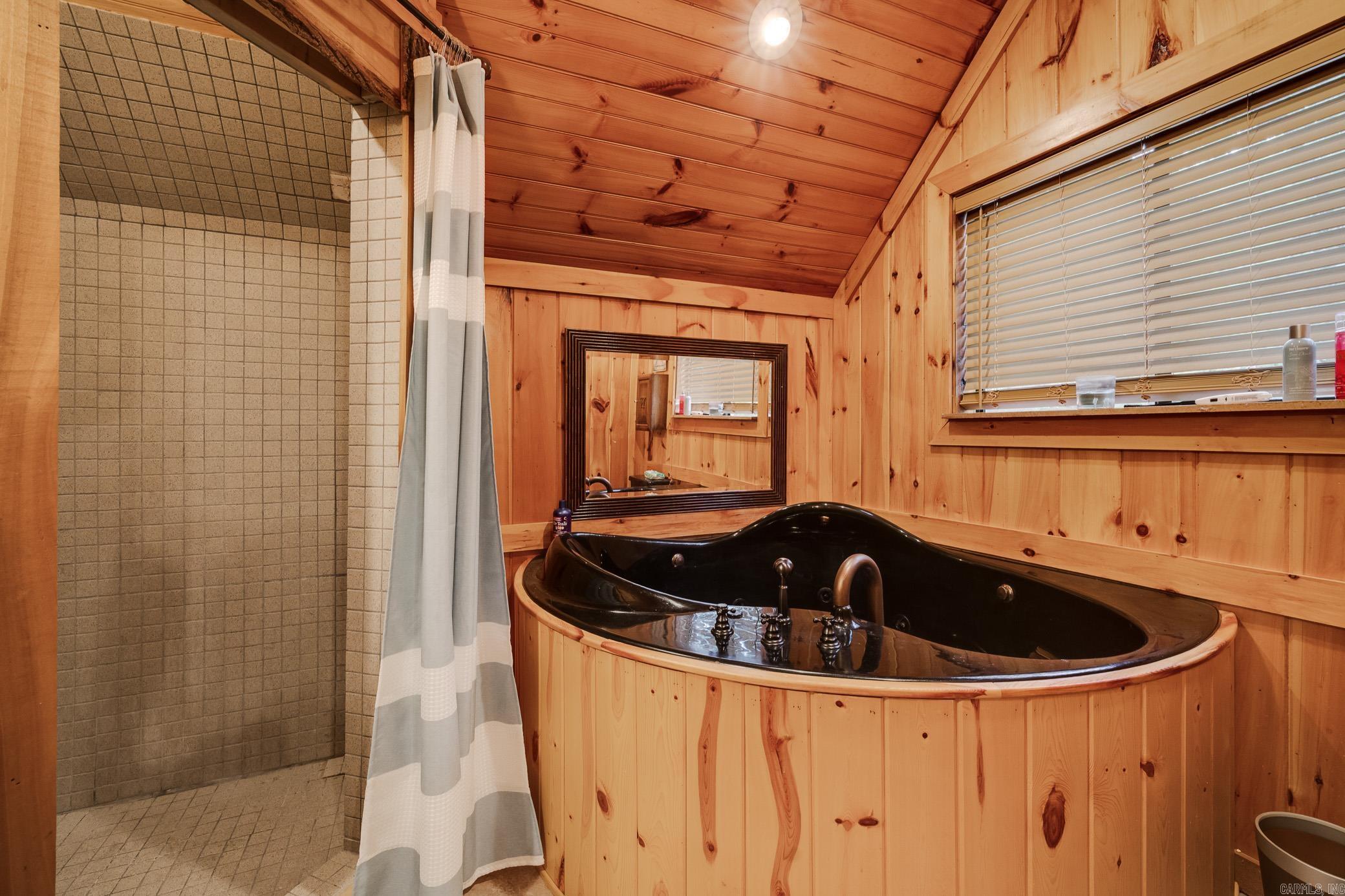 TIMBER LAKE - Residential