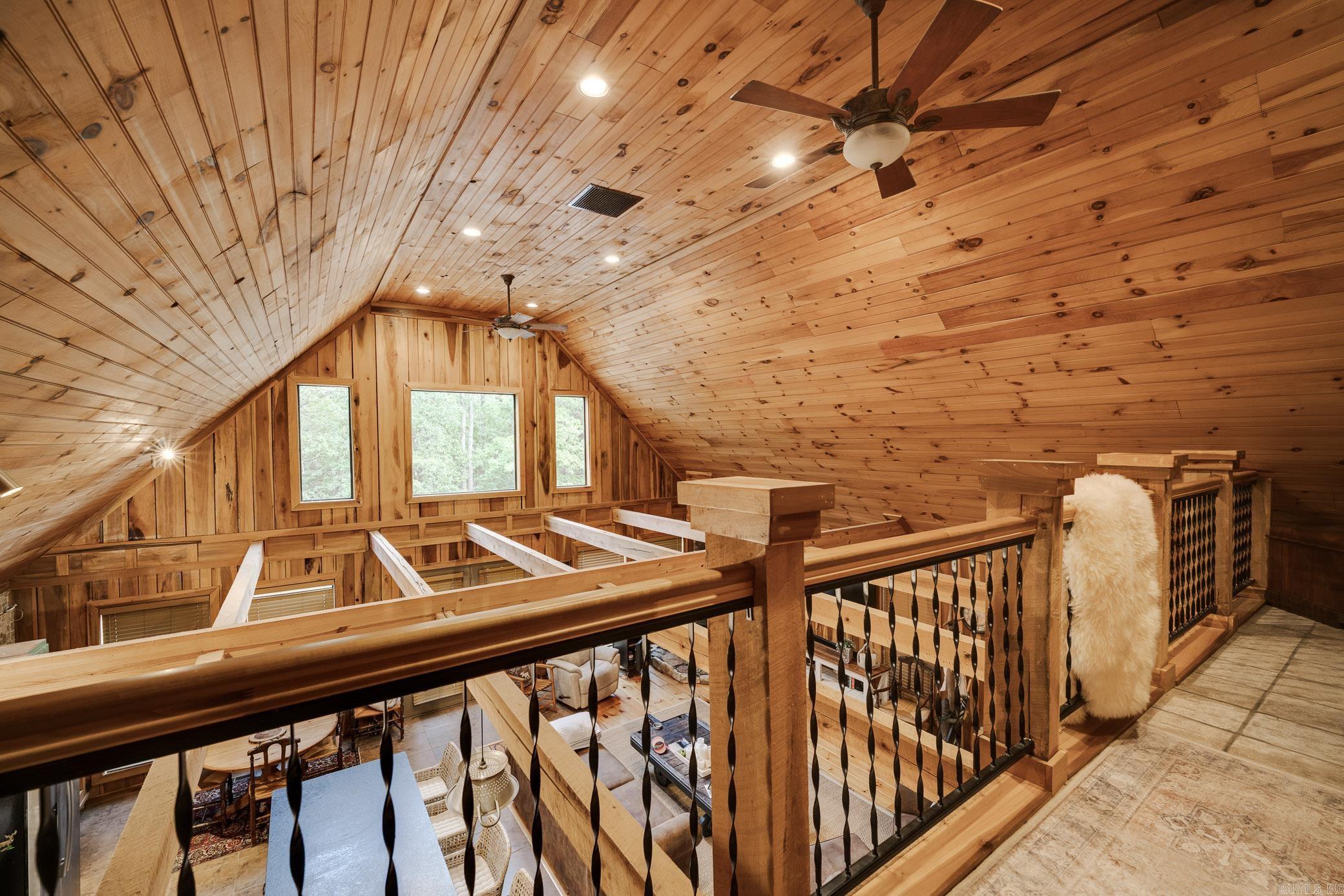 TIMBER LAKE - Residential