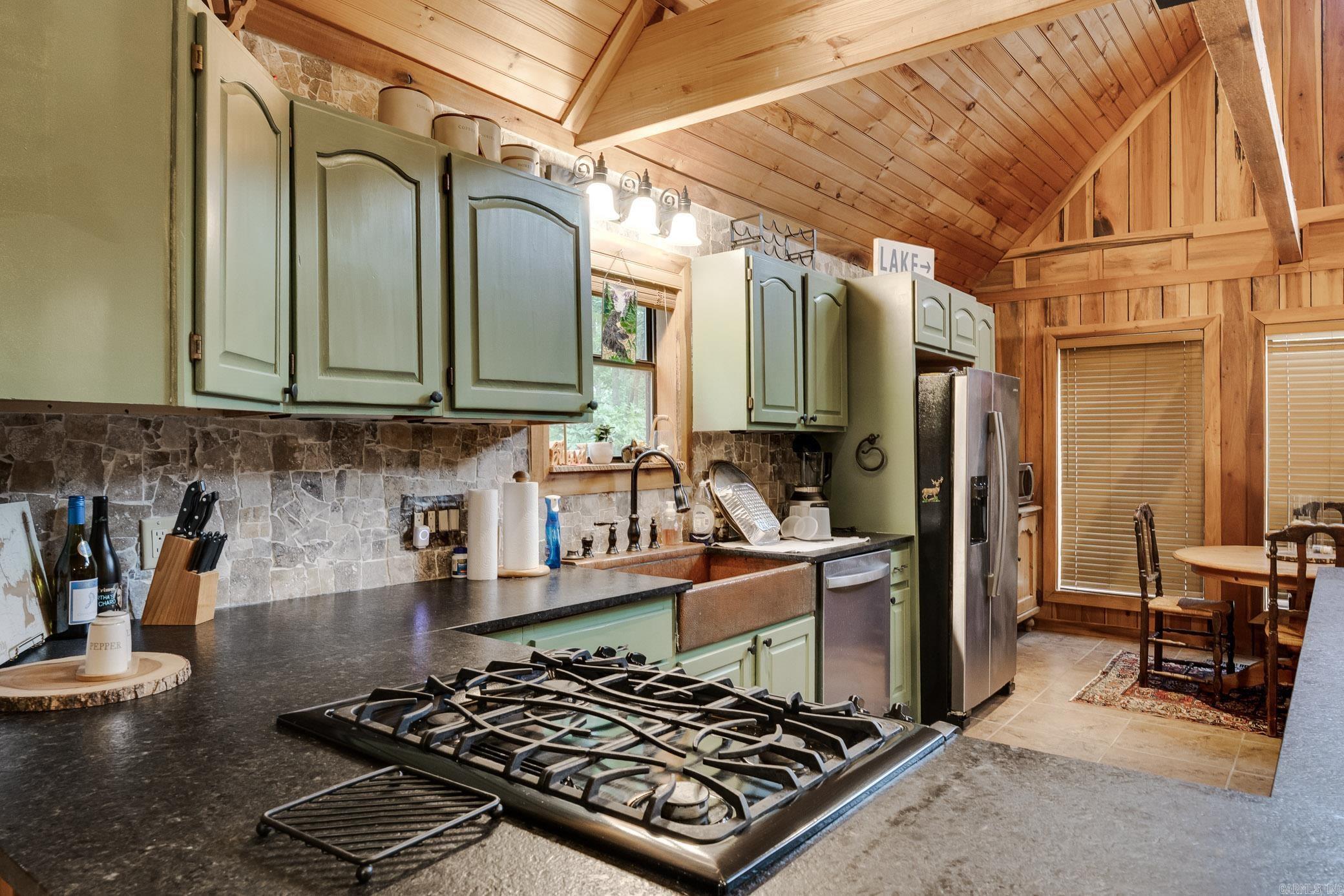 TIMBER LAKE - Residential