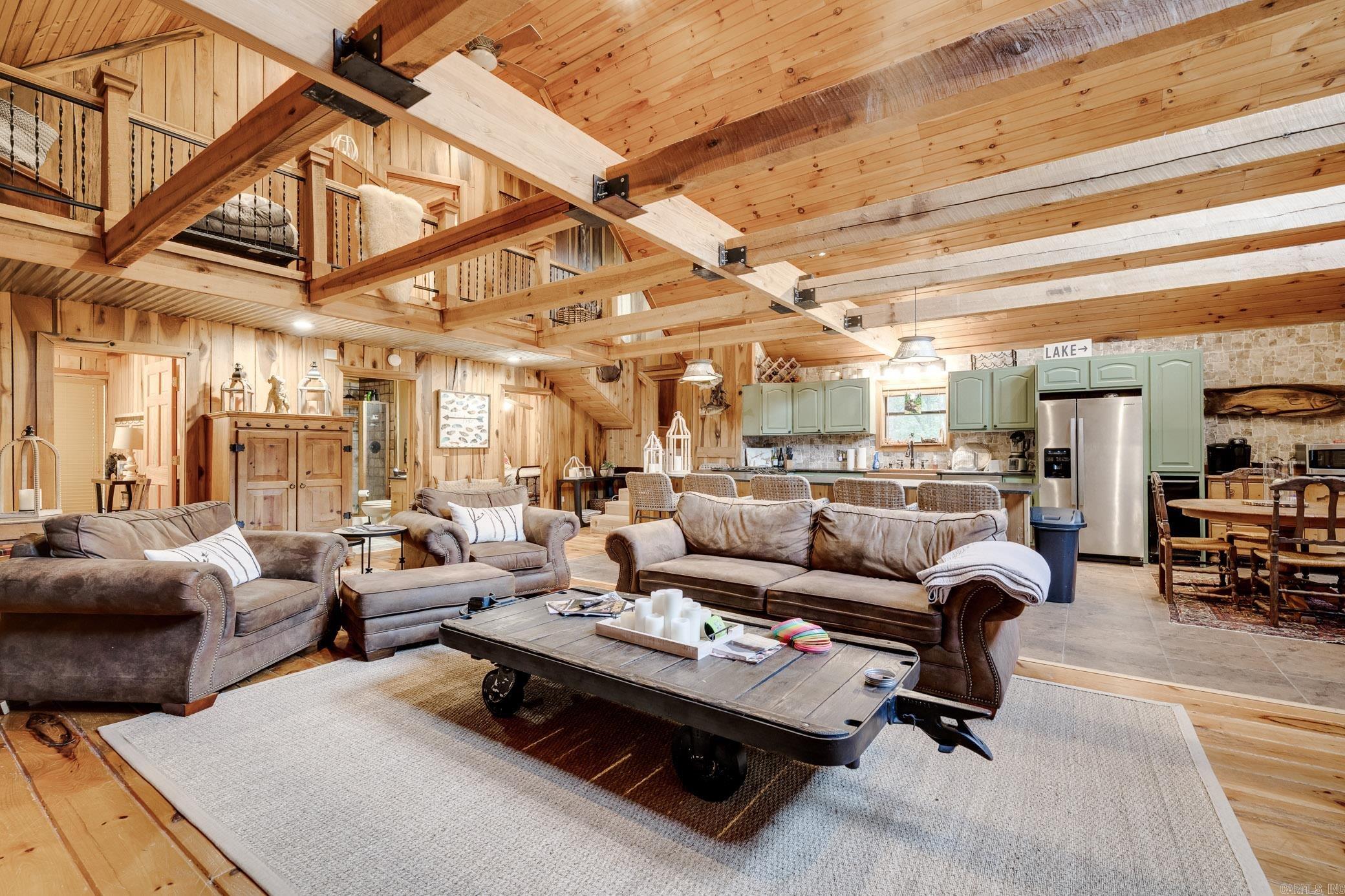 TIMBER LAKE - Residential