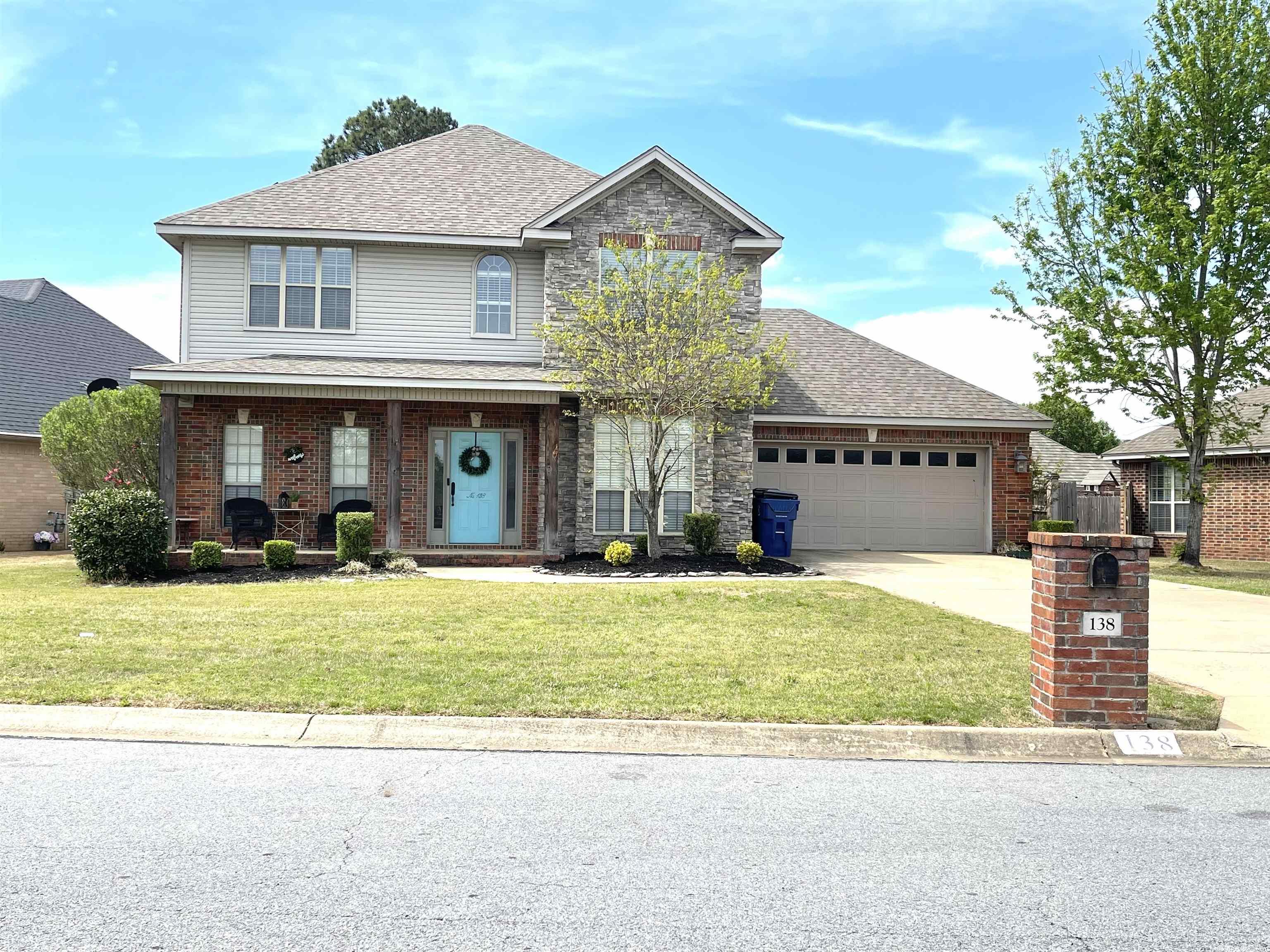 COUNTRY CLUB OF ARK THE - Residential