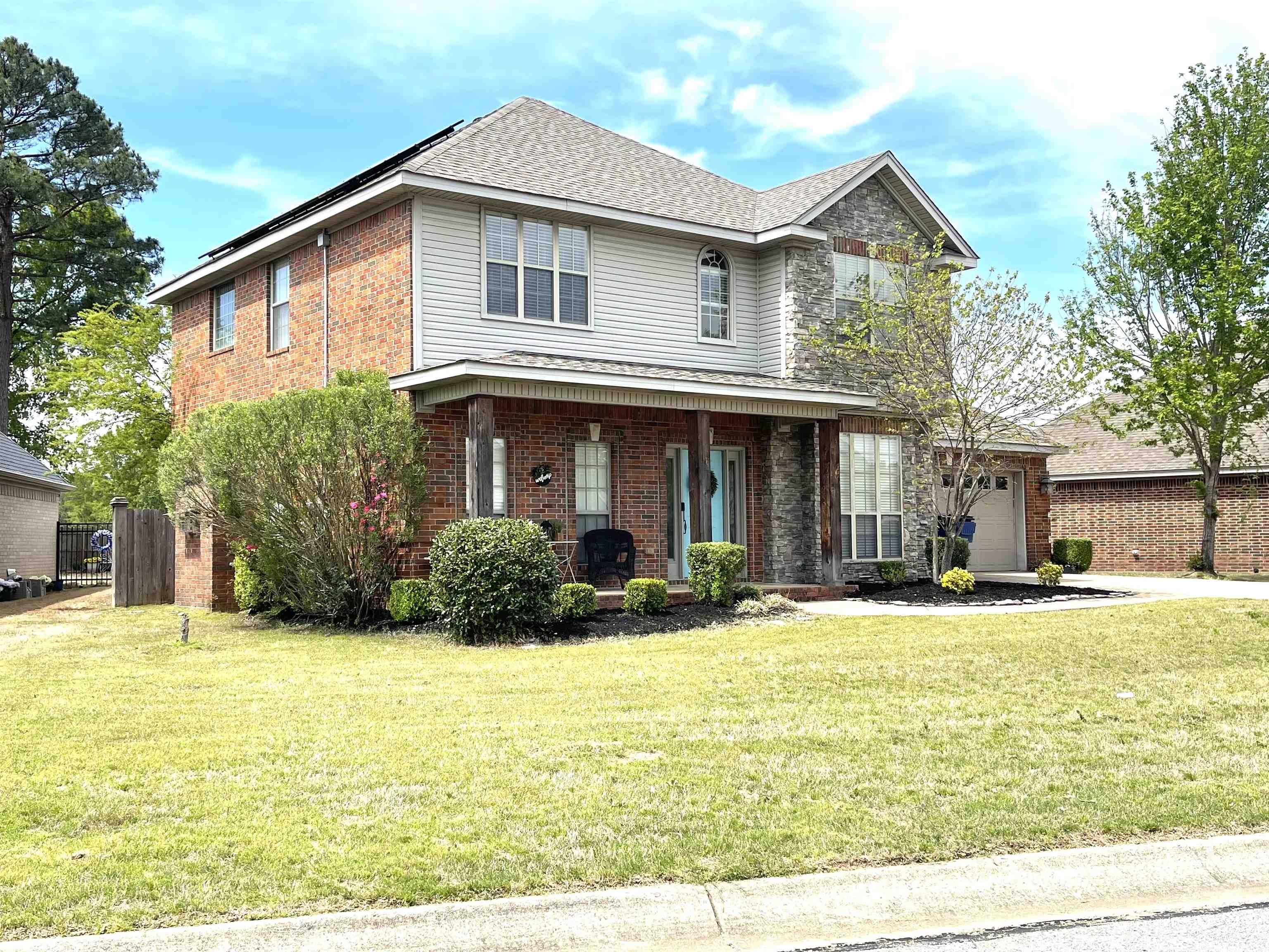 COUNTRY CLUB OF ARK THE - Residential