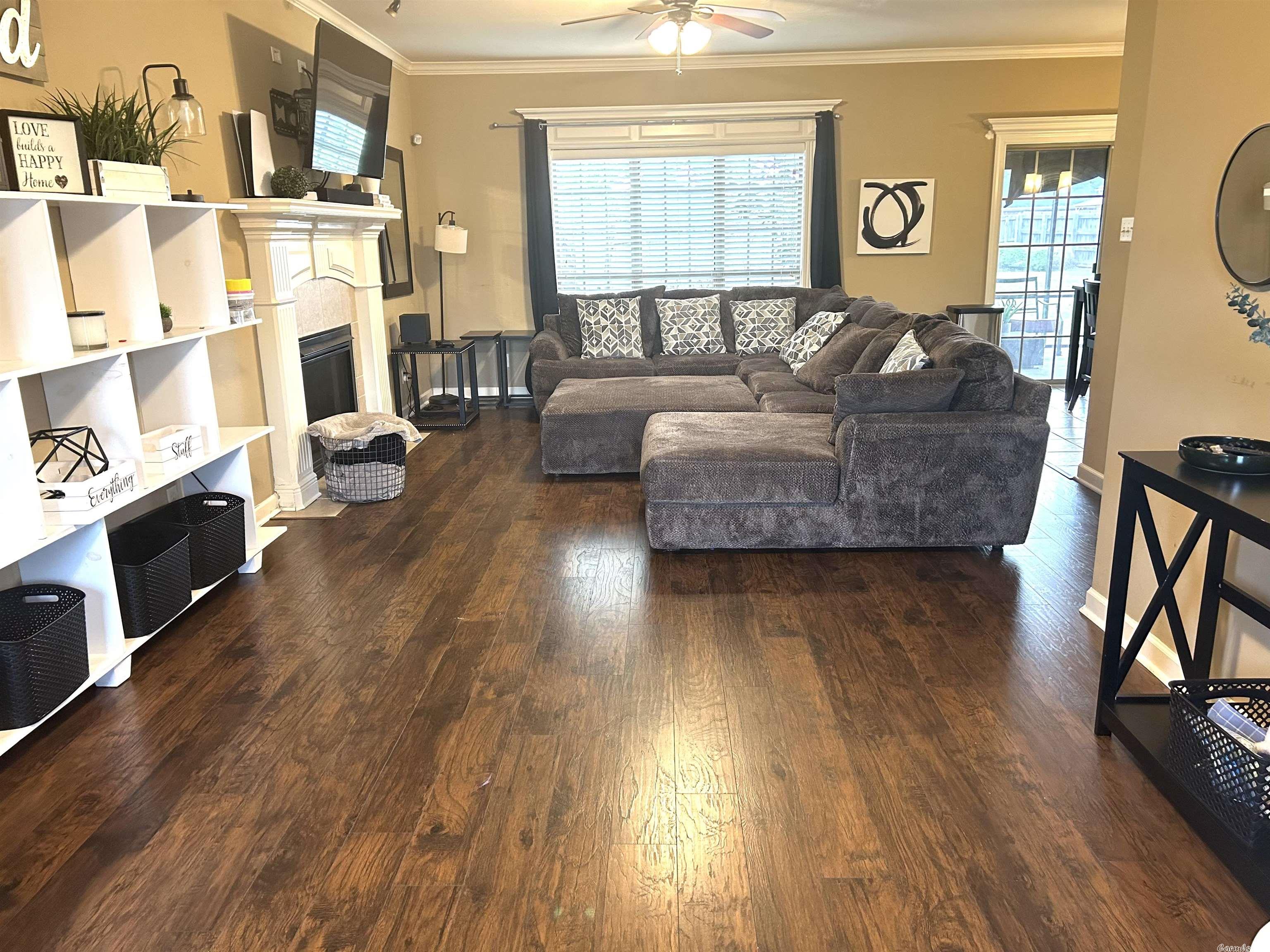 COUNTRY CLUB OF ARK THE - Residential