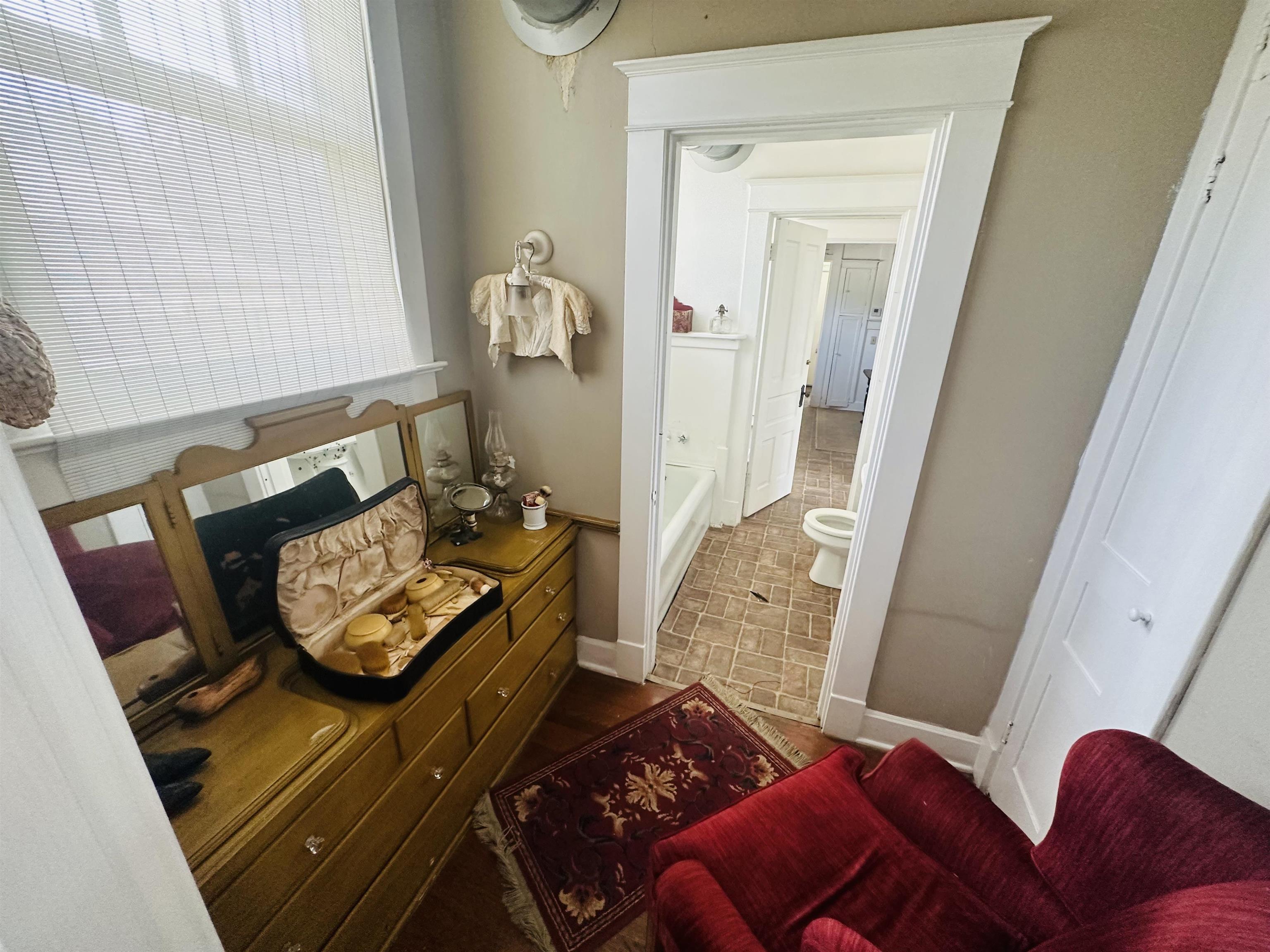 Not in List - Commercial Sale