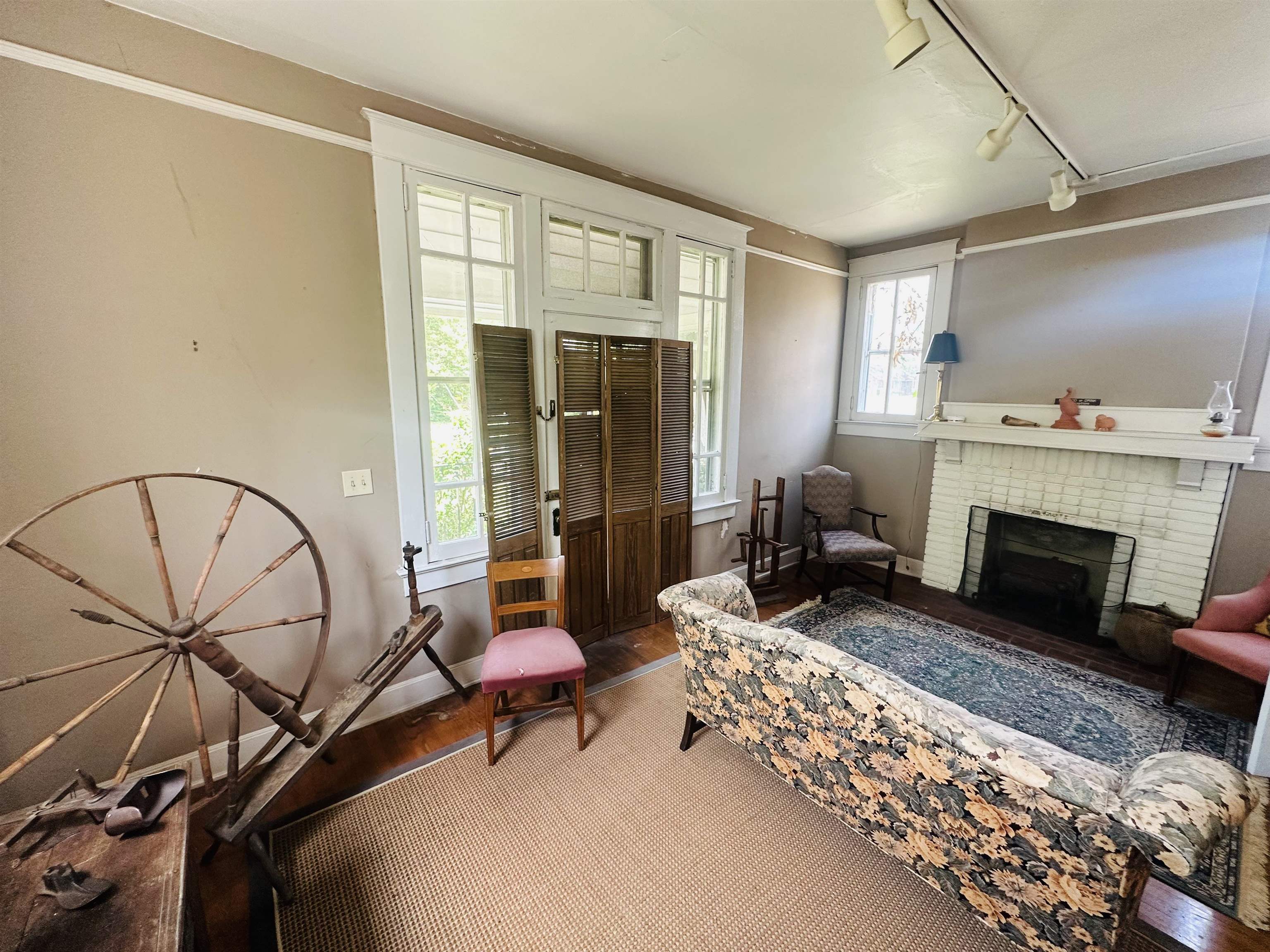 Not in List - Commercial Sale