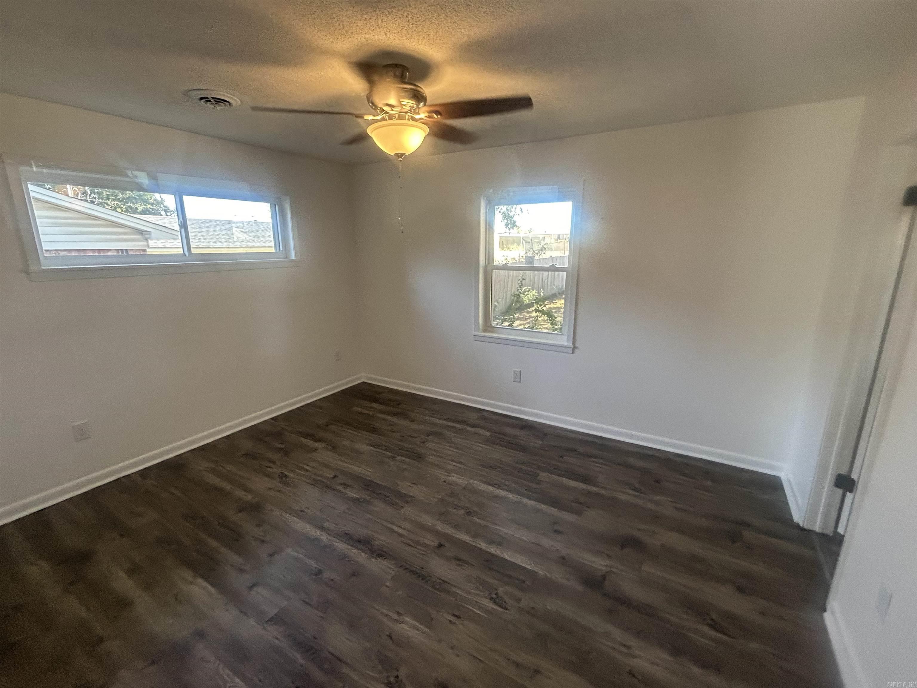 CLOVERDALE ADDN (MCRAE) - Residential