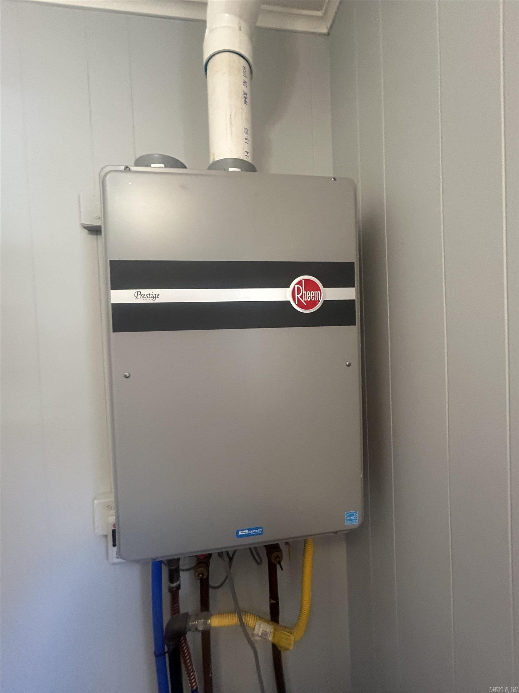 CLOVERDALE ADDN (MCRAE) - Residential