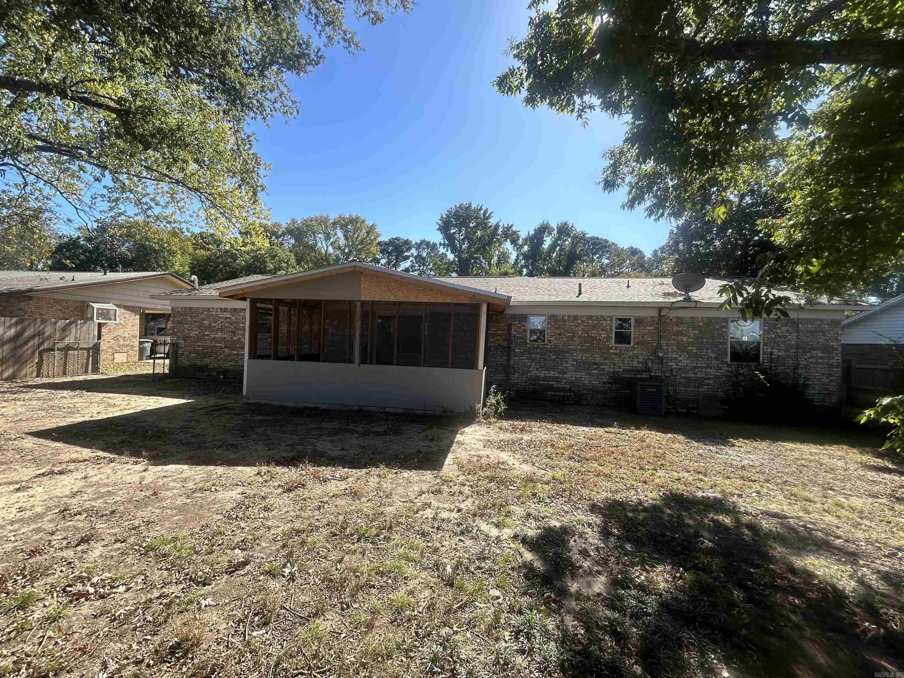 CLOVERDALE ADDN (MCRAE) - Residential