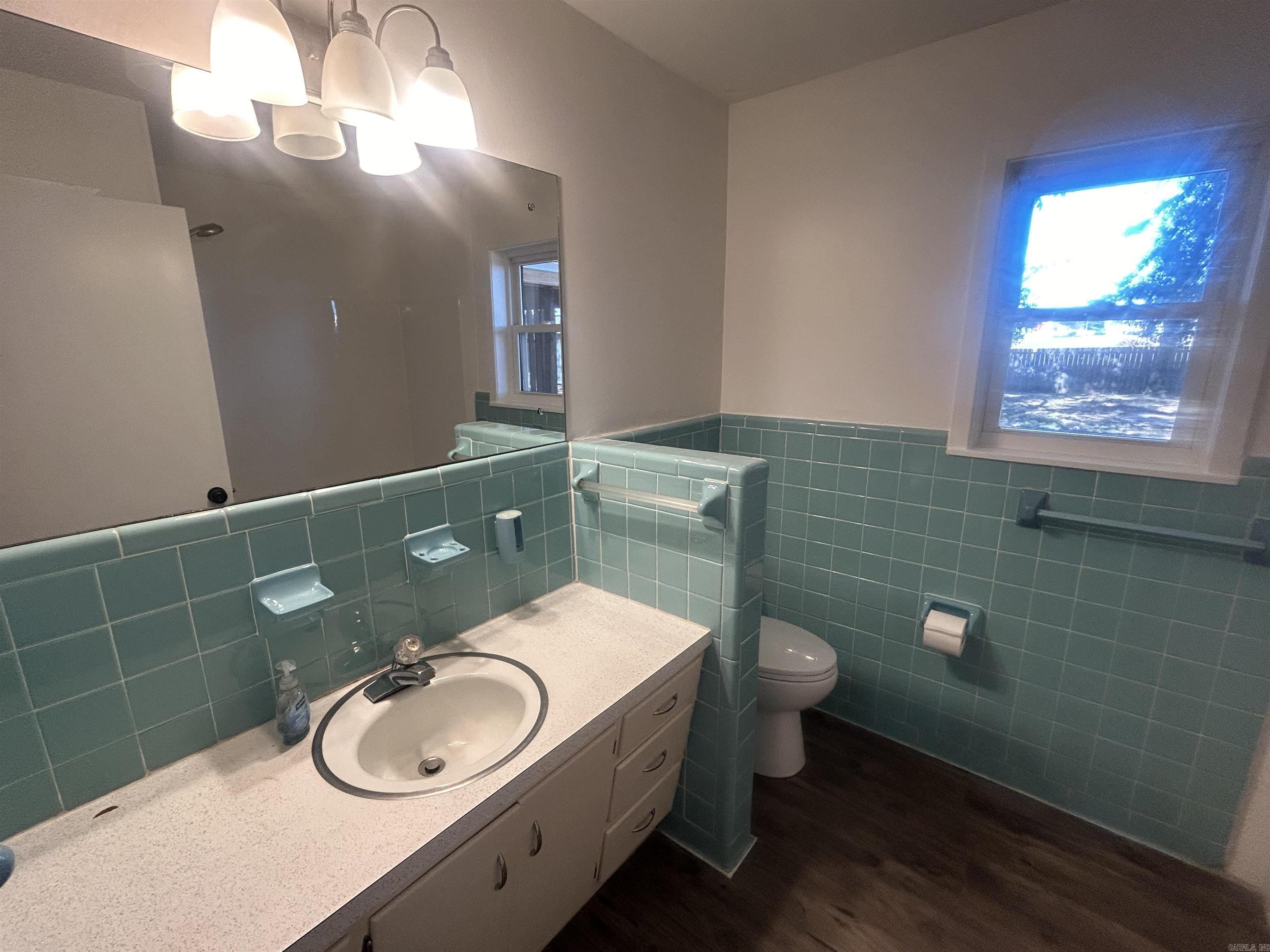 CLOVERDALE ADDN (MCRAE) - Residential