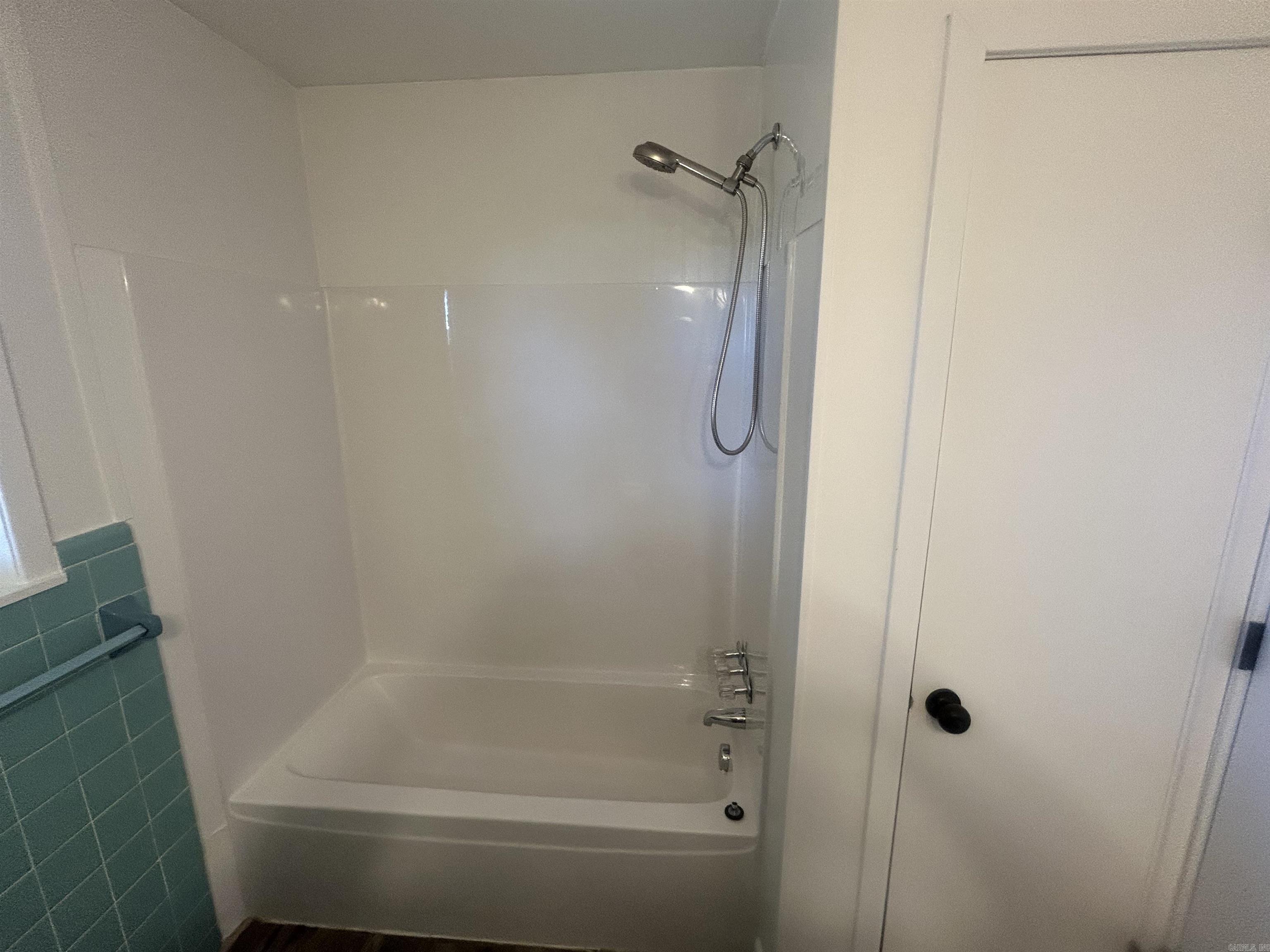 CLOVERDALE ADDN (MCRAE) - Residential