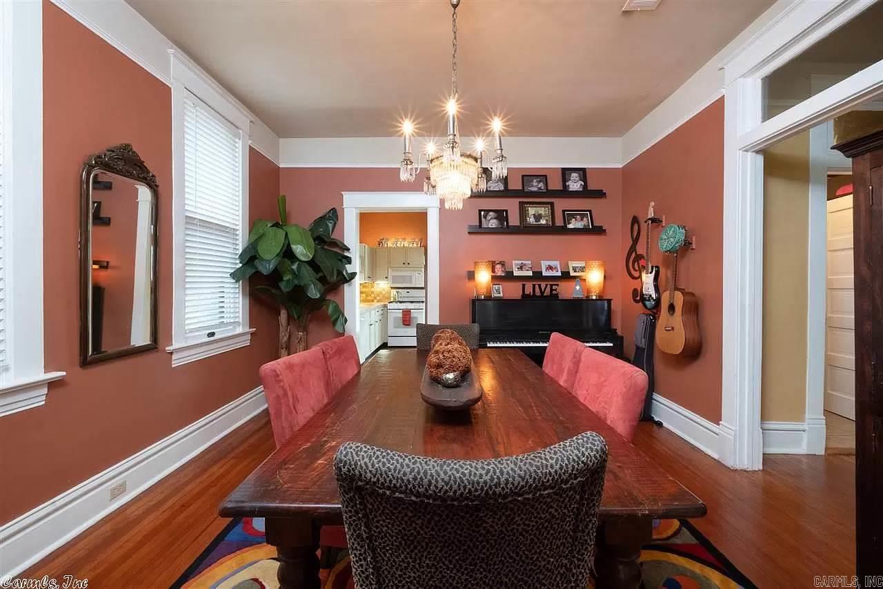 Auten & Moss - Residential Lease