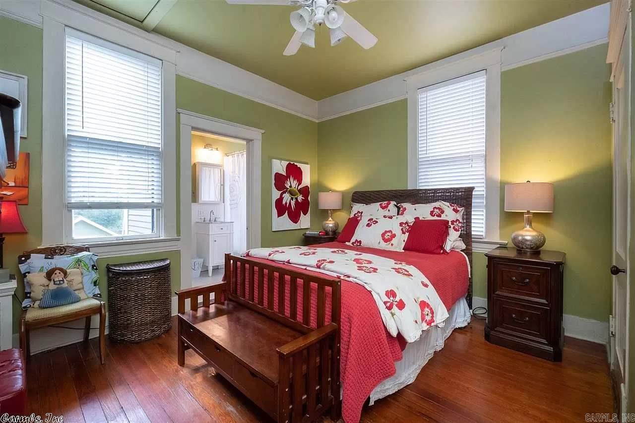 Auten & Moss - Residential Lease