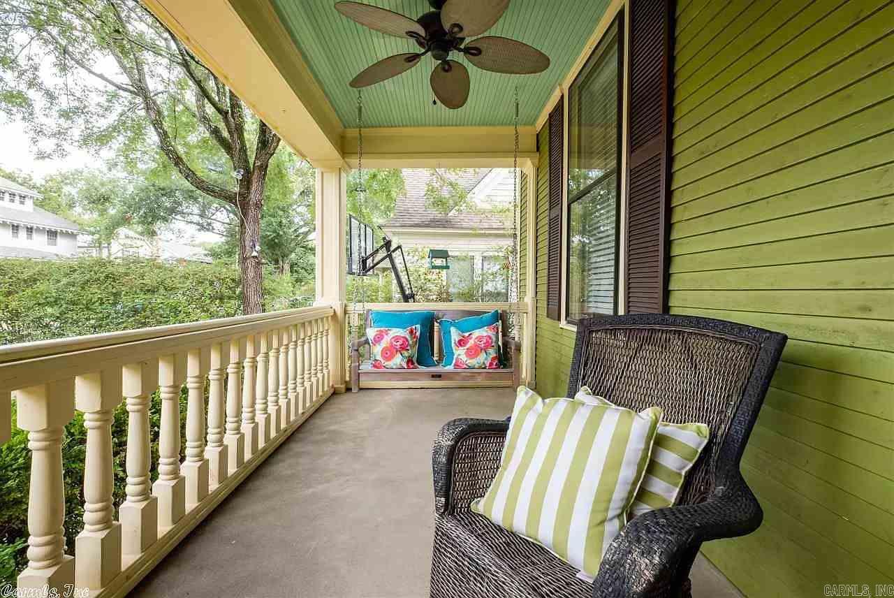 Auten & Moss - Residential Lease