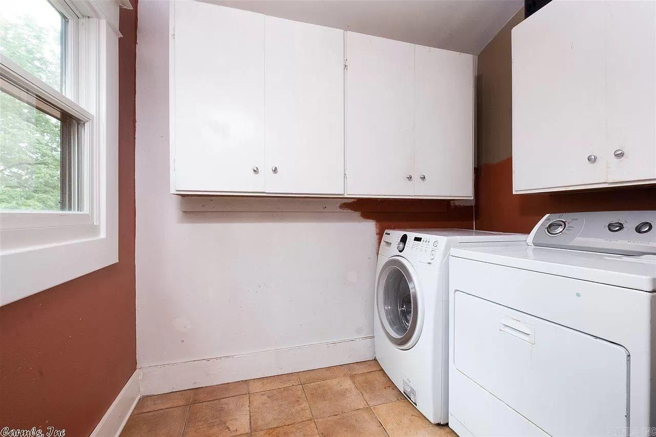 Auten & Moss - Residential Lease