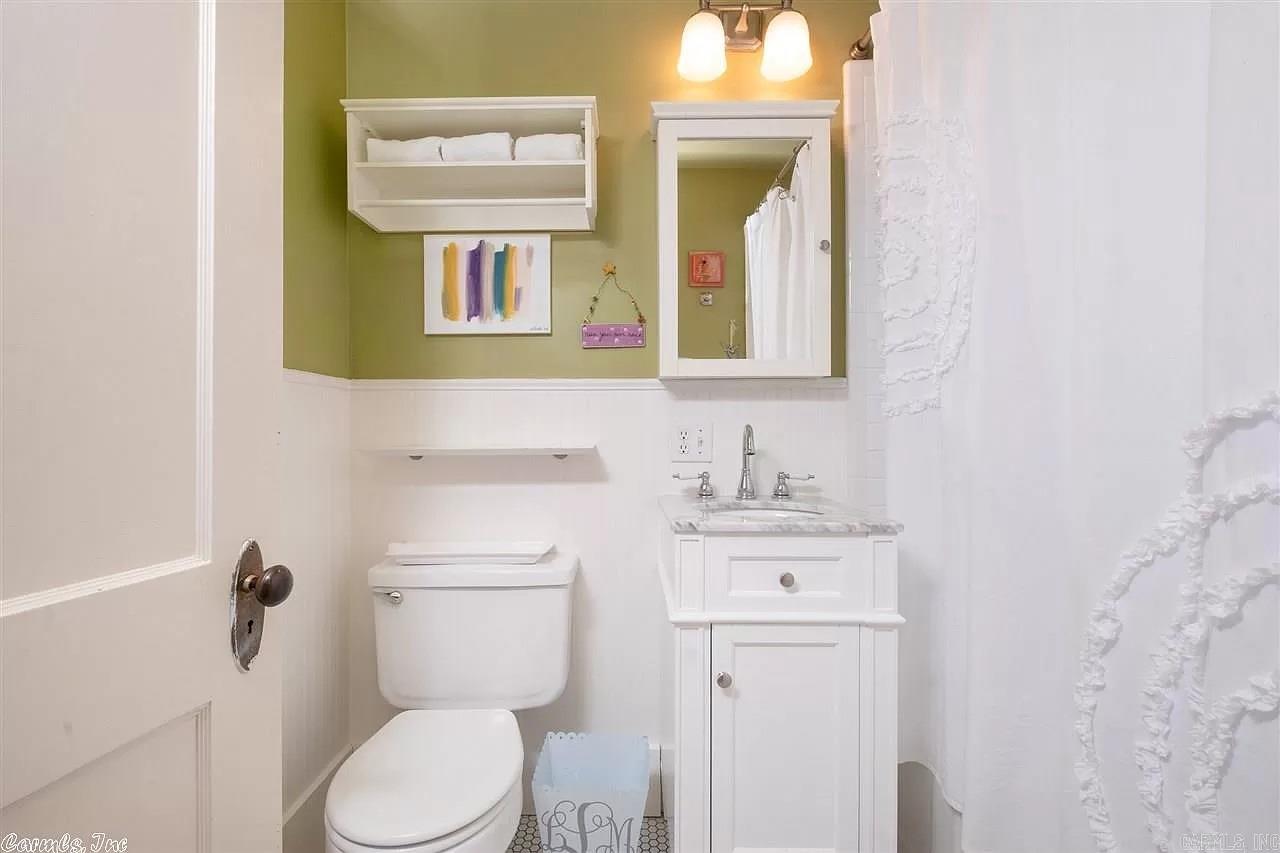 Auten & Moss - Residential Lease