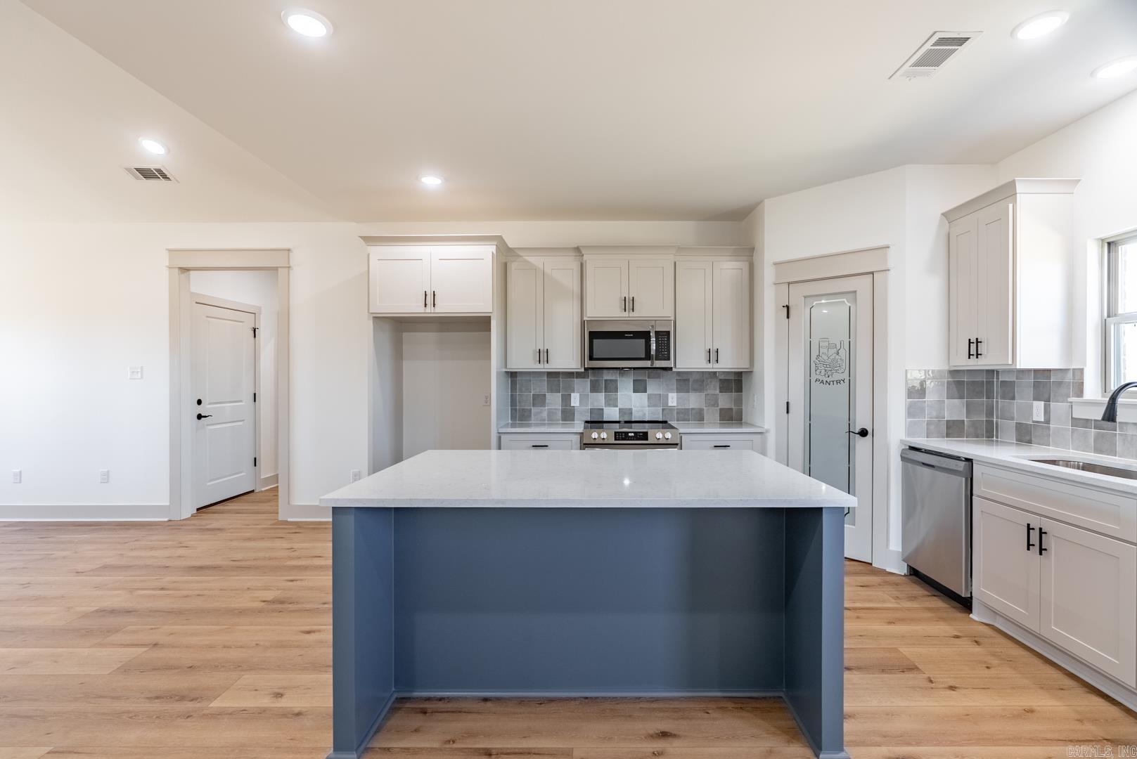 SUMMERLYN SUBDIVISION - Residential