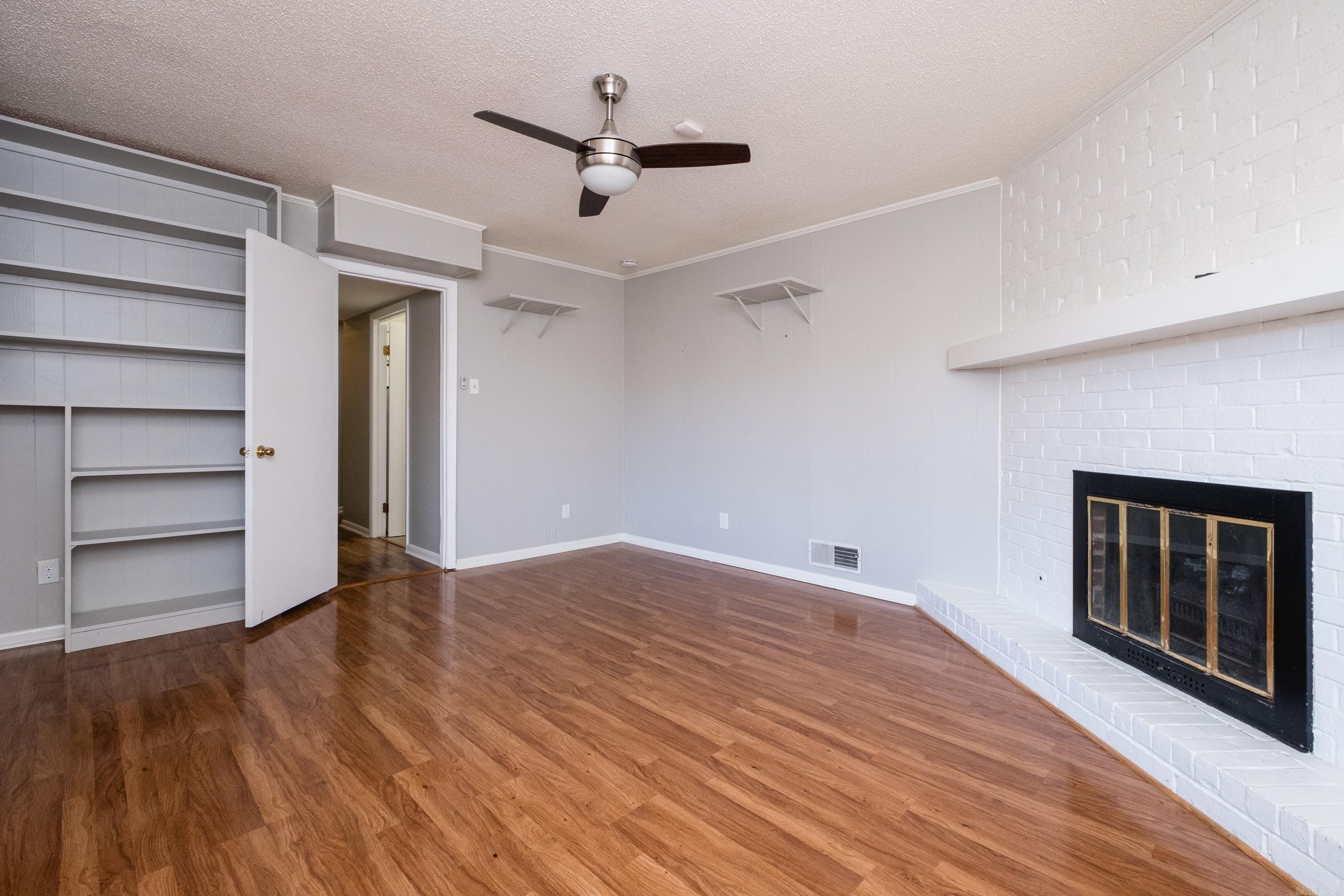 WALTON HEIGHTS - Residential