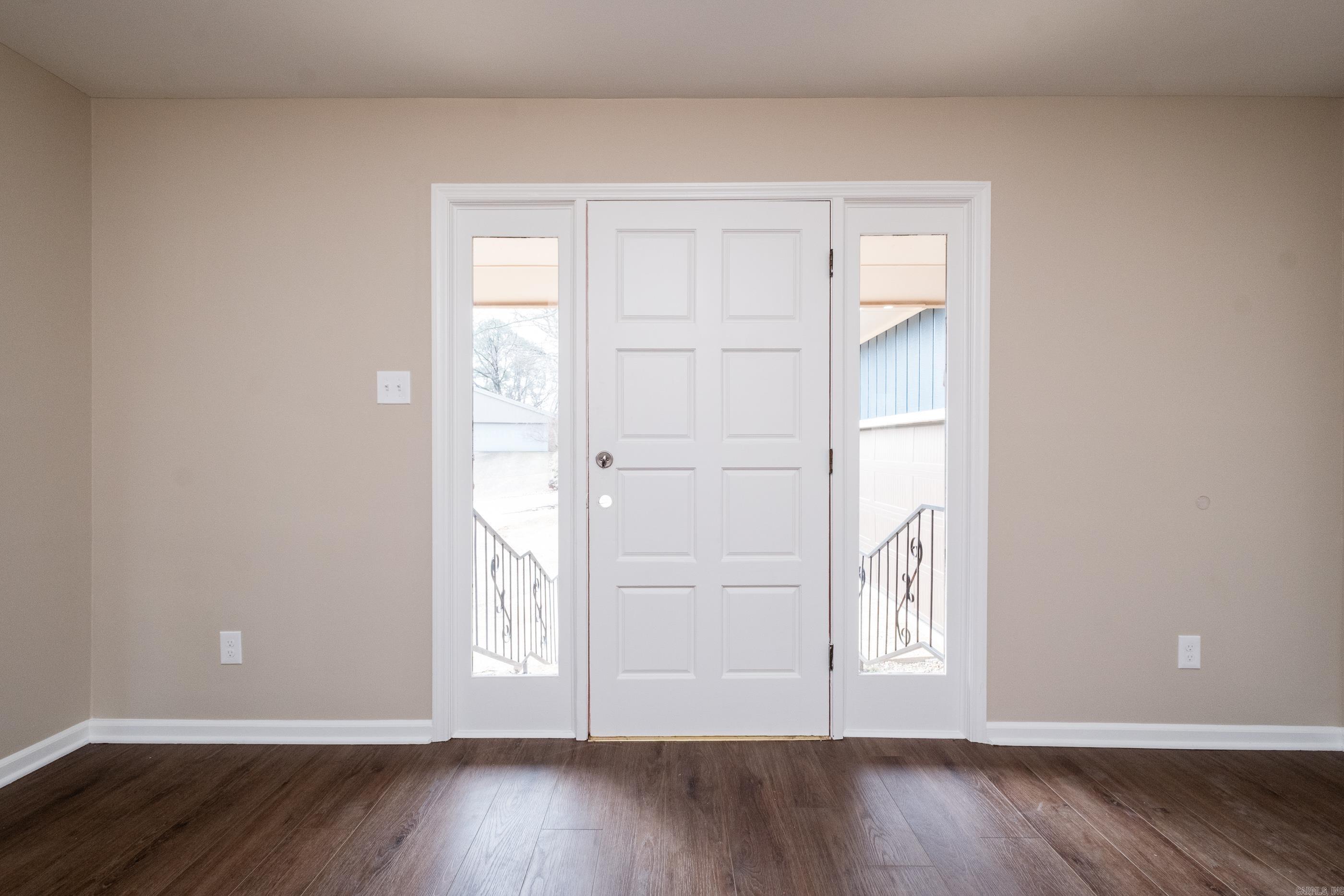 LEAWOOD MANOR - Residential