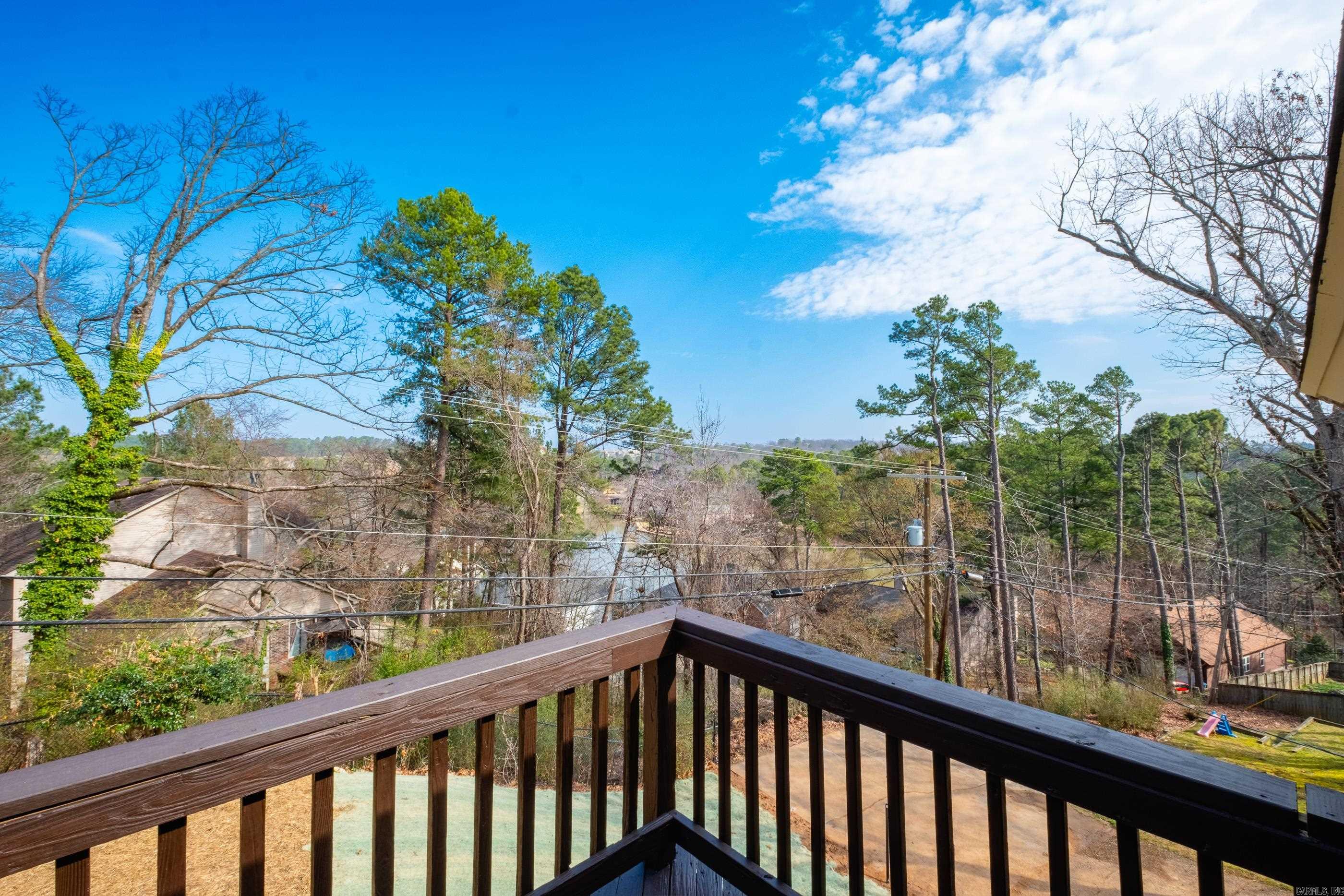 LEAWOOD MANOR - Residential