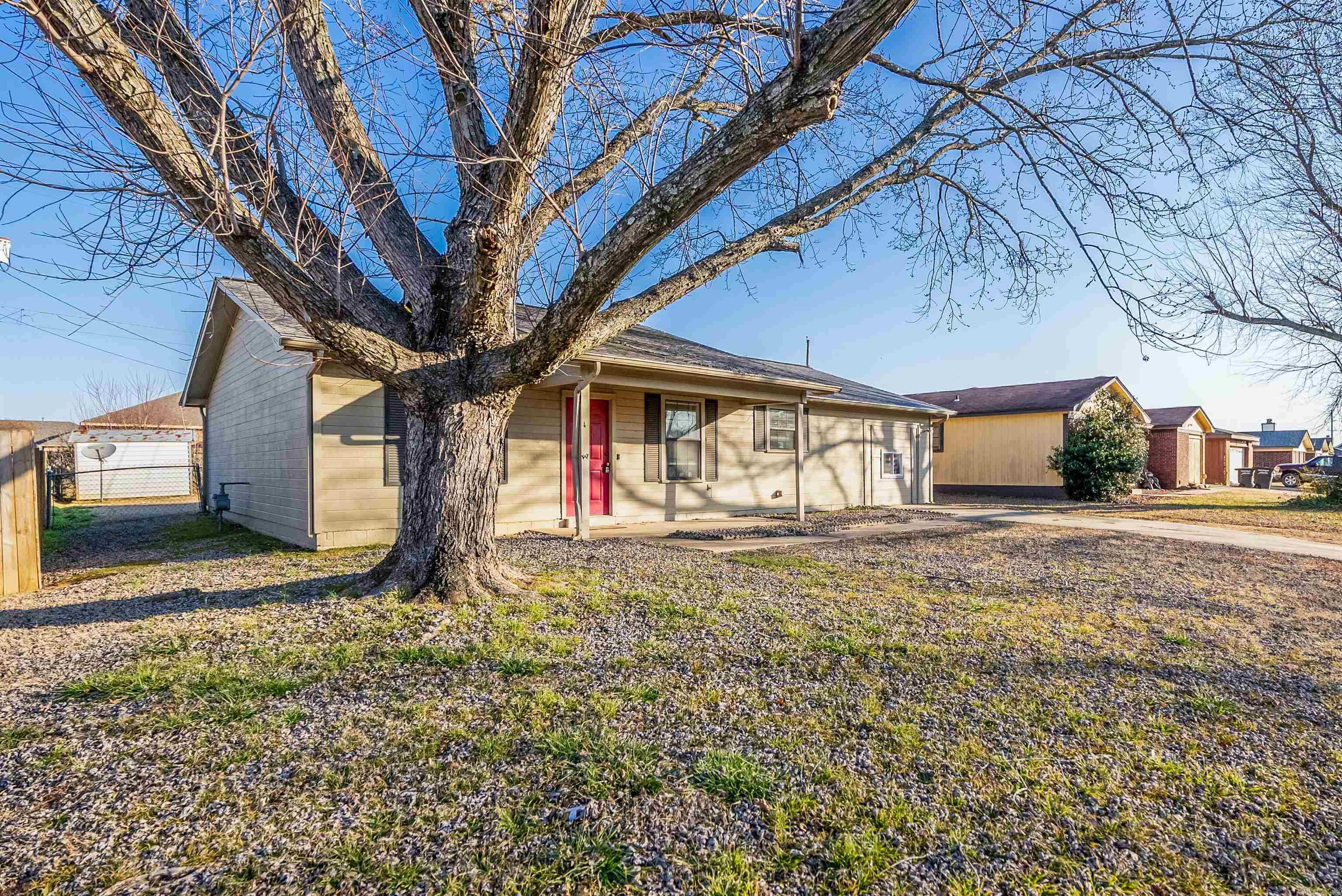 JAXON TERRACE - Residential