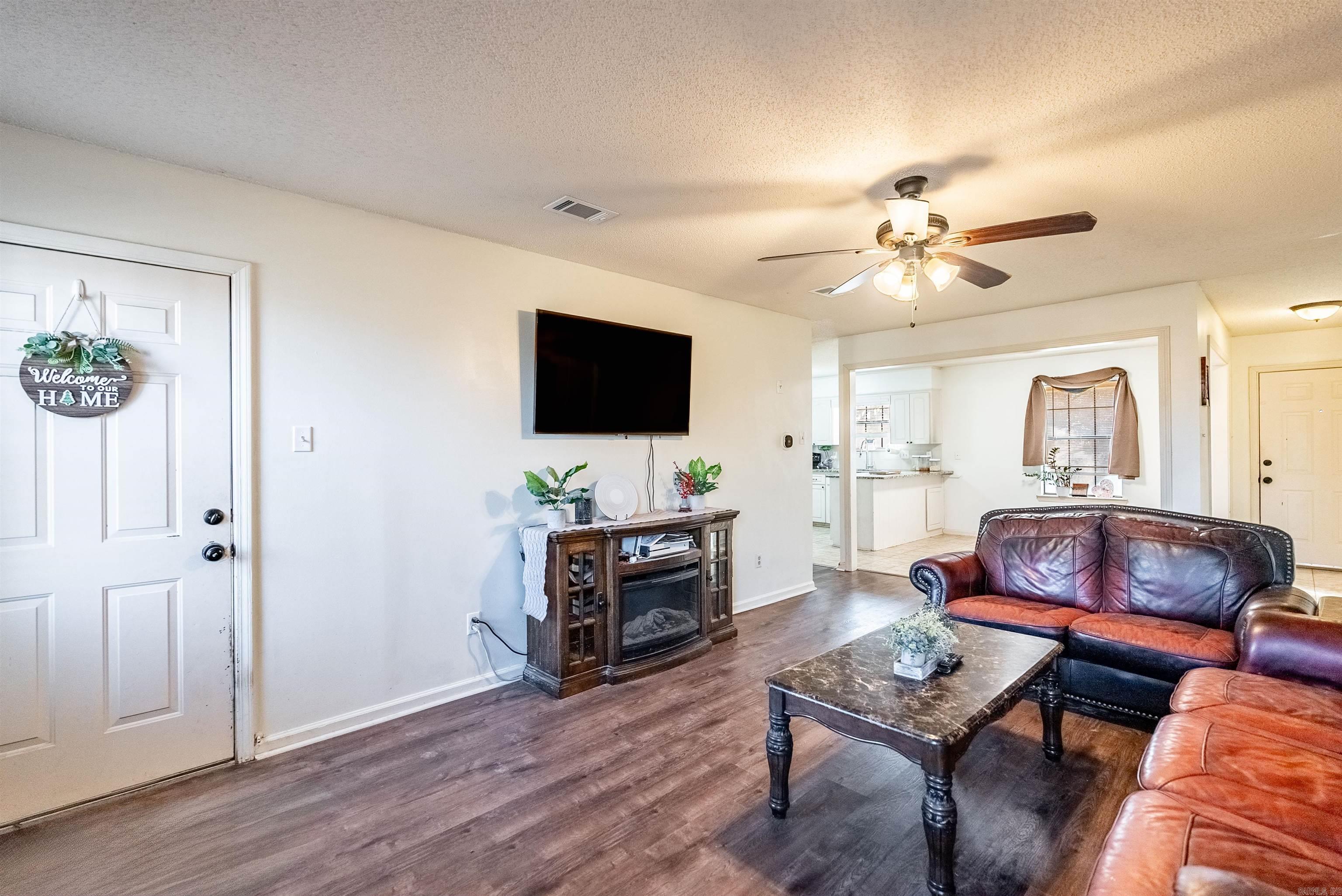 JAXON TERRACE - Residential