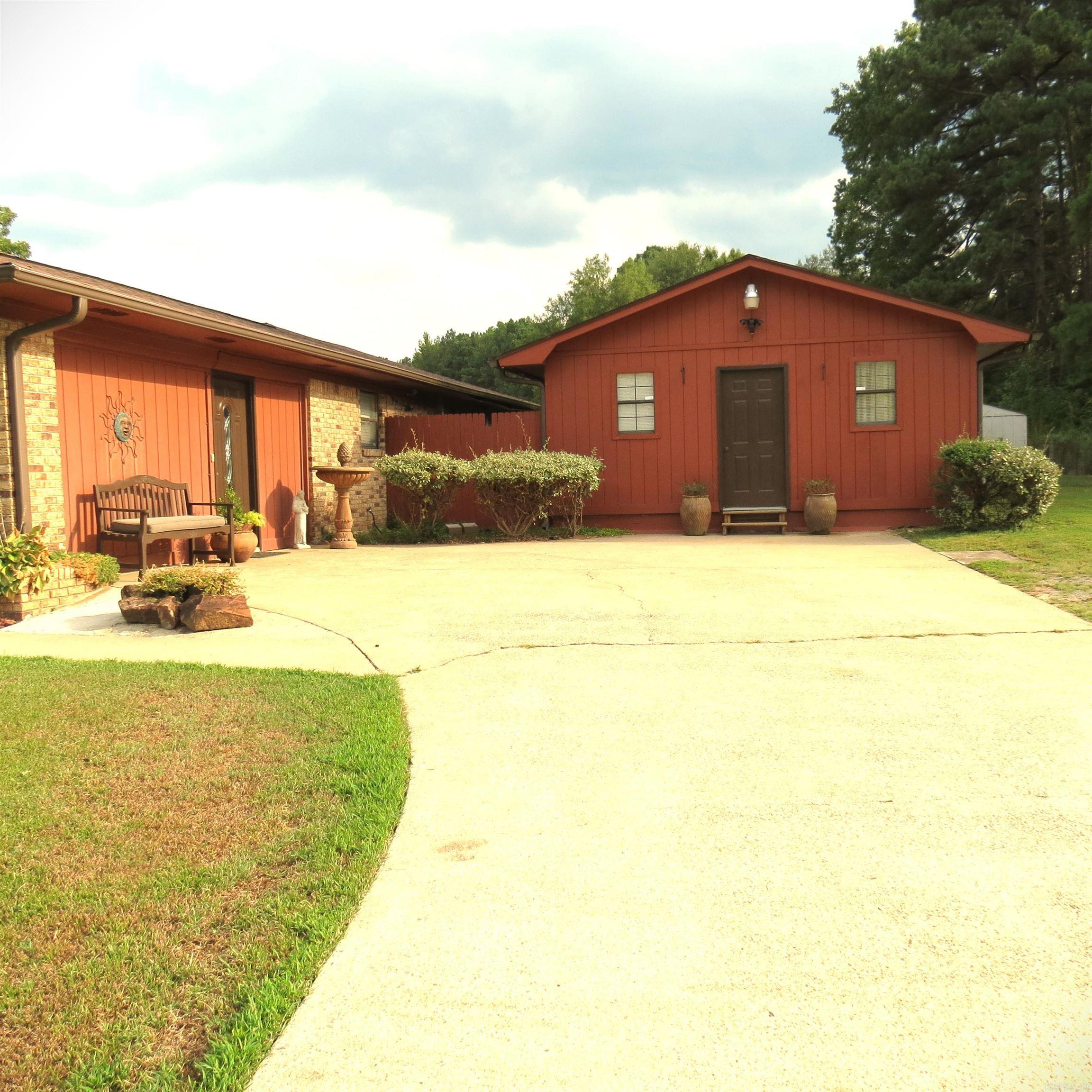 OAK LAWN ESTATES - Residential