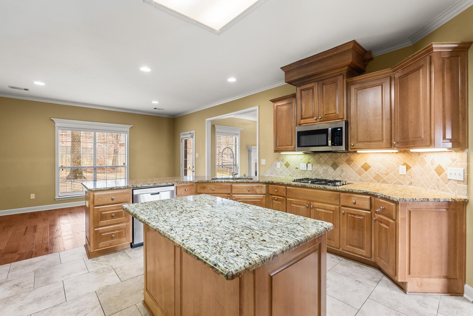 THE VILLAGES OF WELLINGTON - Residential