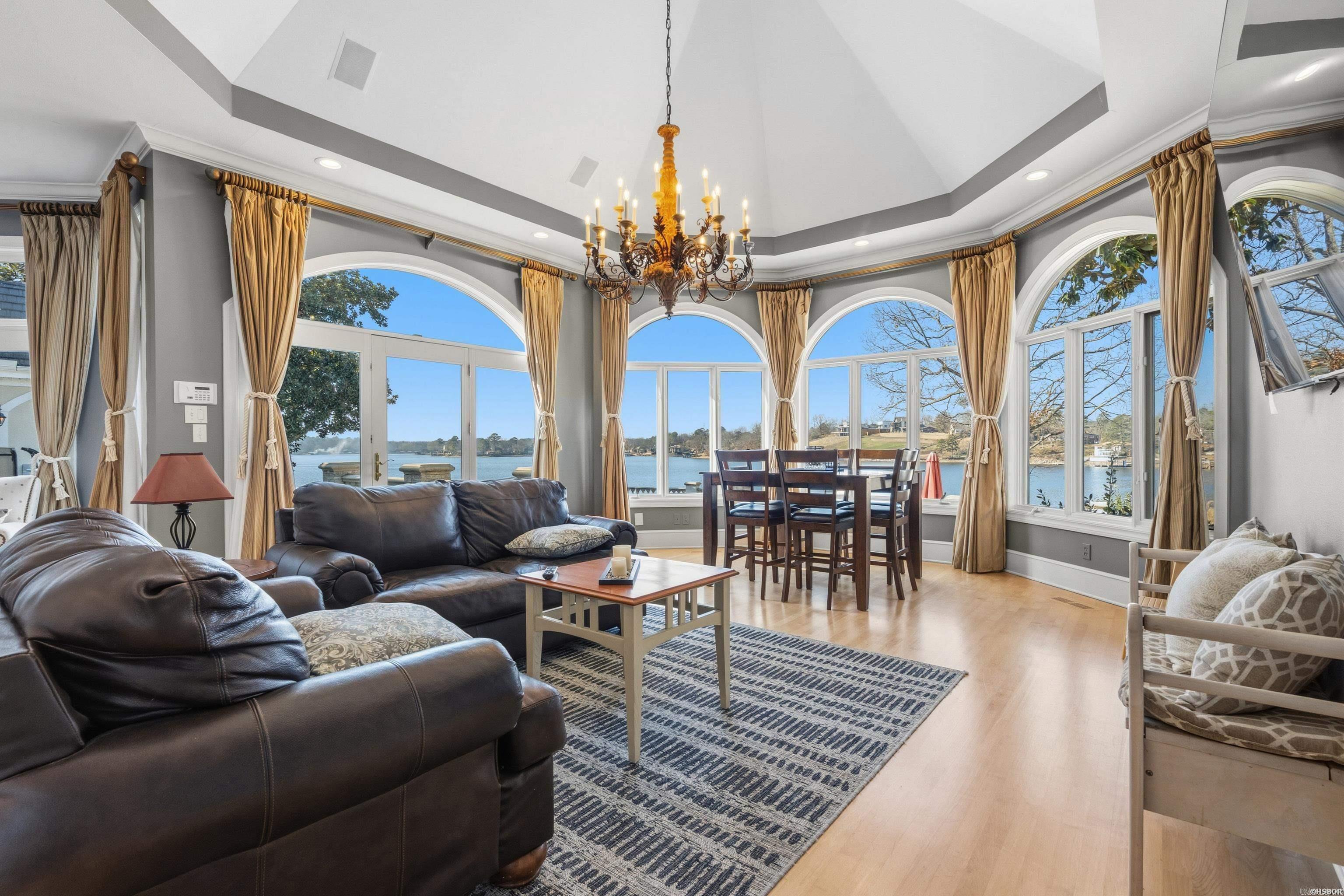 Driftwood Point - Residential