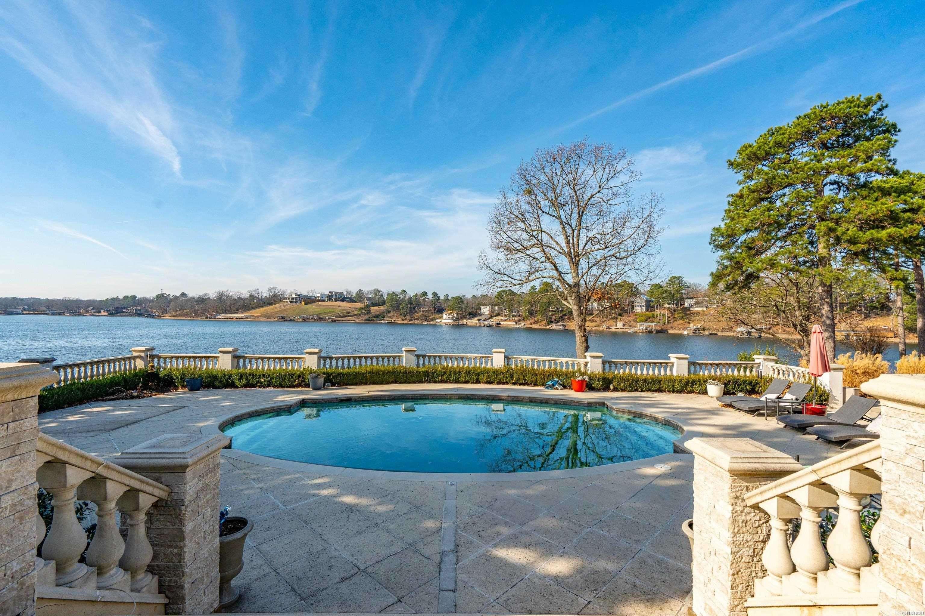 Driftwood Point - Residential