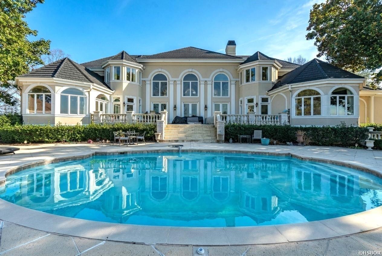 Driftwood Point - Residential